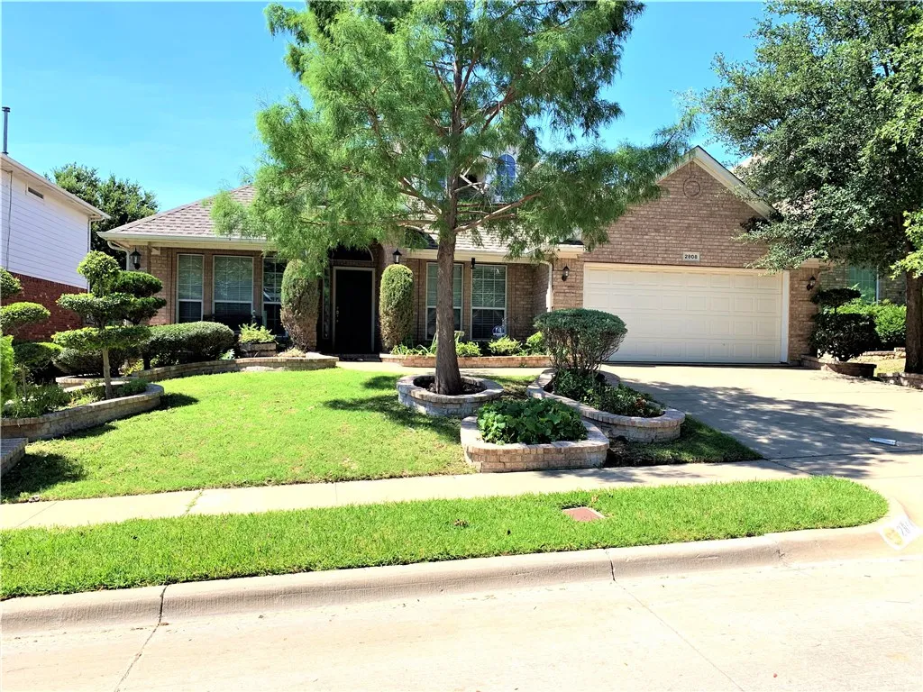 Single Family Residence For Rent