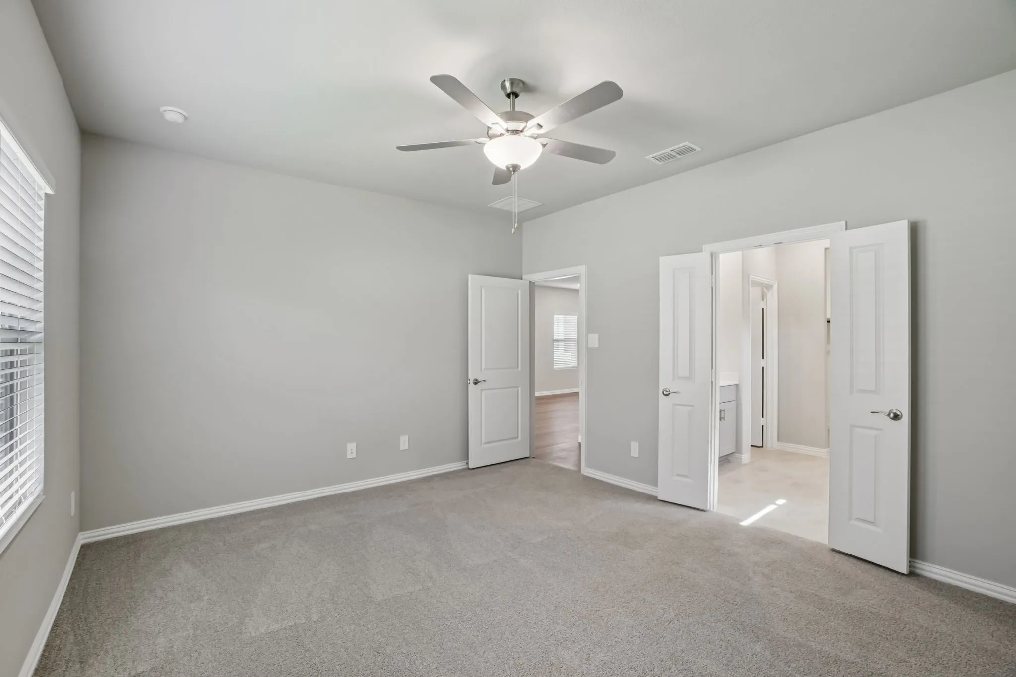 Photo is not of the actual home, but is an inspirational photo of builder’s model home and may depict options, furnishings, and/or decorator features that are not included.