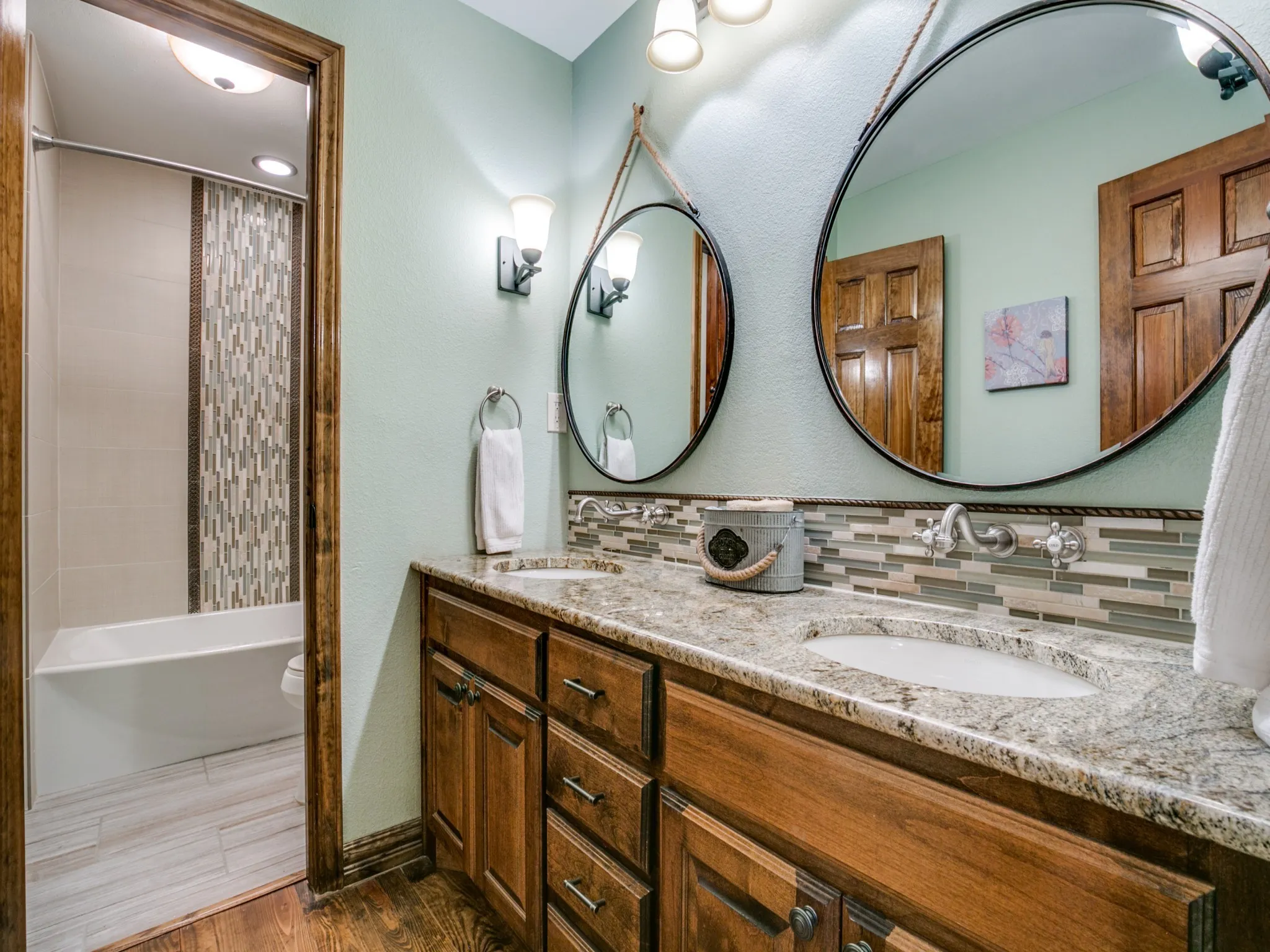 Single Family Residence For Sale in Rockwall County , 1930 W Fm 550, Mclendon Chisholm, Texas 75032, 4 Bedroom, 3 Bathroom, Garage spaces, 2,808 Sqft, built in 1987, mls#21410367, Real Estate Agent in Mclendon Chisholm, Homes For Sale in Rockwall county, Homes For Sale in Mclendon Chisholm, Realtor in Mclendon Chisholm Texas, Real Estate Brokerage Independent Realty Texas, Luminita Cordes Realtor