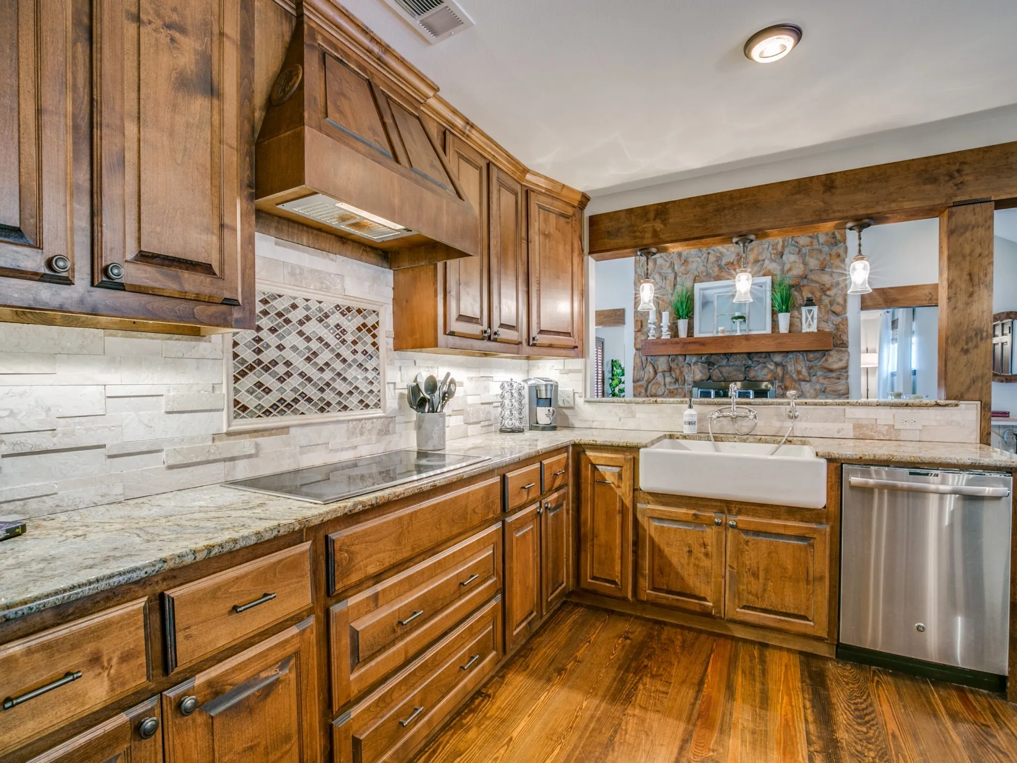 Single Family Residence For Sale in Rockwall County , 1930 W Fm 550, Mclendon Chisholm, Texas 75032, 4 Bedroom, 3 Bathroom, Garage spaces, 2,808 Sqft, built in 1987, mls#21410367, Real Estate Agent in Mclendon Chisholm, Homes For Sale in Rockwall county, Homes For Sale in Mclendon Chisholm, Realtor in Mclendon Chisholm Texas, Real Estate Brokerage Independent Realty Texas, Luminita Cordes Realtor