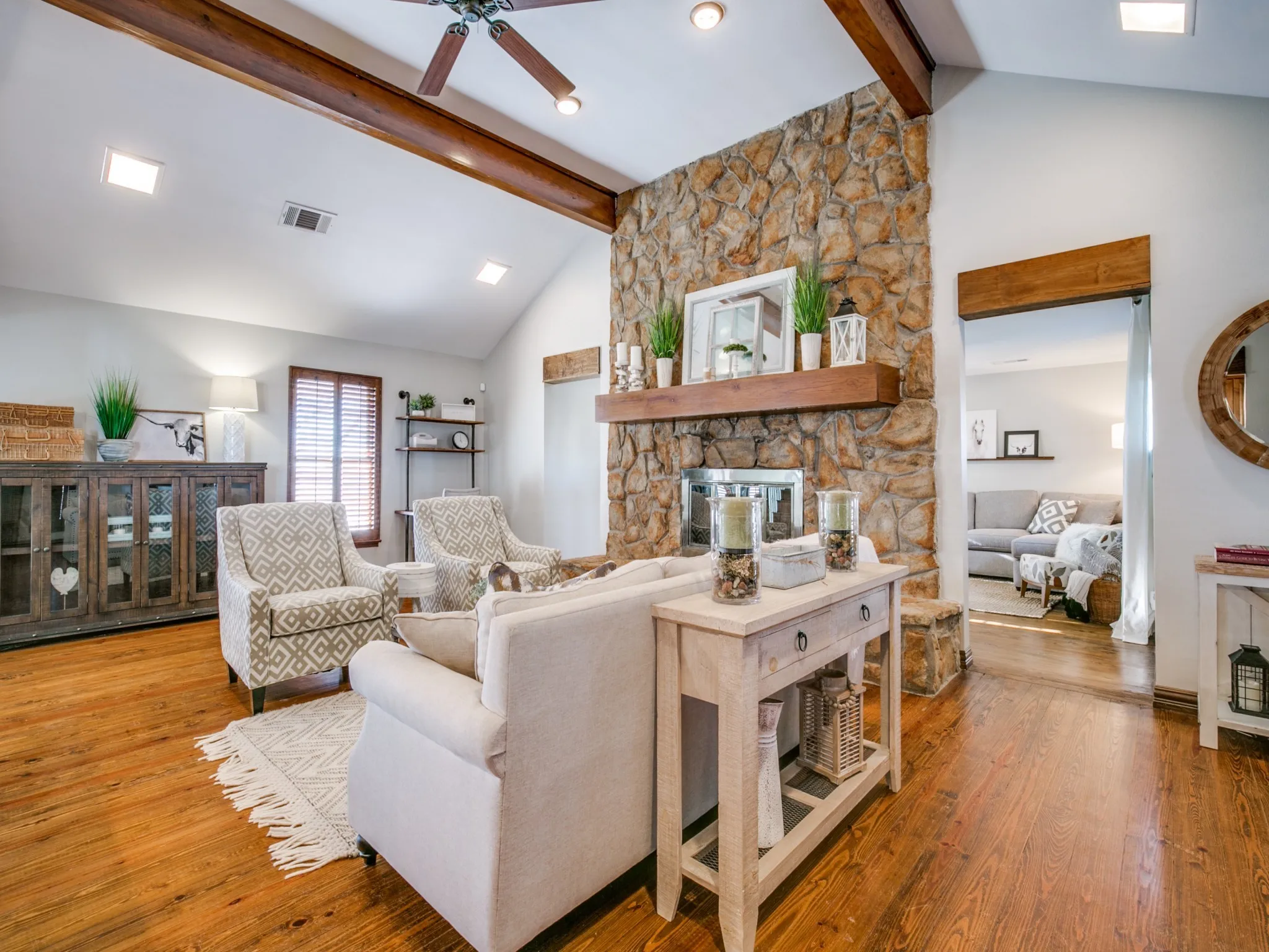 Single Family Residence For Sale in Rockwall County , 1930 W Fm 550, Mclendon Chisholm, Texas 75032, 4 Bedroom, 3 Bathroom, Garage spaces, 2,808 Sqft, built in 1987, mls#21410367, Real Estate Agent in Mclendon Chisholm, Homes For Sale in Rockwall county, Homes For Sale in Mclendon Chisholm, Realtor in Mclendon Chisholm Texas, Real Estate Brokerage Independent Realty Texas, Luminita Cordes Realtor