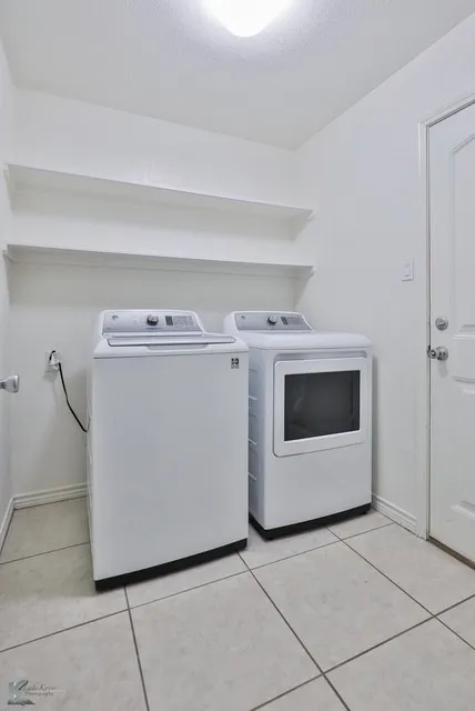 Single Family Residence For Rent in Taylor County , 5109 Many Waters Drive, Abilene, Texas 79602, 3 Bedroom, 2 Bathroom, 2 Garage spaces, 1,473 Sqft, built in 2010, mls#21410504, Real Estate Agent in Abilene, Homes For Rent in Taylor county, Homes For Rent in Abilene, Realtor in Abilene Texas, Real Estate Brokerage Independent Realty Texas, Luminita Cordes Realtor
