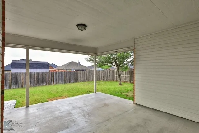 Single Family Residence For Rent in Taylor County , 5109 Many Waters Drive, Abilene, Texas 79602, 3 Bedroom, 2 Bathroom, 2 Garage spaces, 1,473 Sqft, built in 2010, mls#21410504, Real Estate Agent in Abilene, Homes For Rent in Taylor county, Homes For Rent in Abilene, Realtor in Abilene Texas, Real Estate Brokerage Independent Realty Texas, Luminita Cordes Realtor