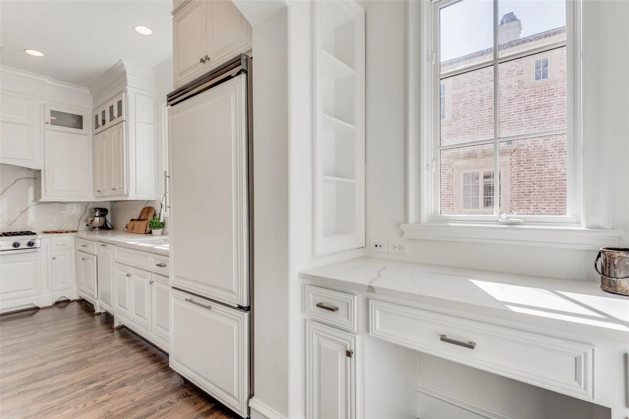 Townhouse For Rent in Dallas County , 4608 Abbott Avenue 103, Highland Park, Texas 75205, 3 Bedroom, 4 Bathroom, 2 Garage spaces, 2,418 Sqft, built in 2007, mls#21410466, Real Estate Agent in Highland Park, Homes For Rent in Dallas county, Homes For Rent in Highland Park, Realtor in Highland Park Texas, Real Estate Brokerage Independent Realty Texas, Luminita Cordes Realtor