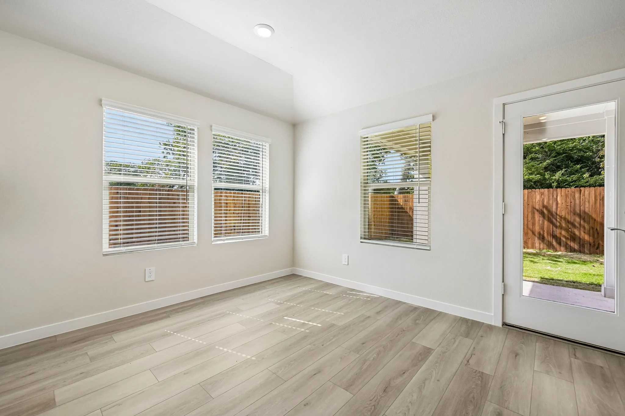 Photo is not of the actual home, but is an inspirational photo of builder’s model home and may depict options, furnishings, and/or decorator features that are not included.