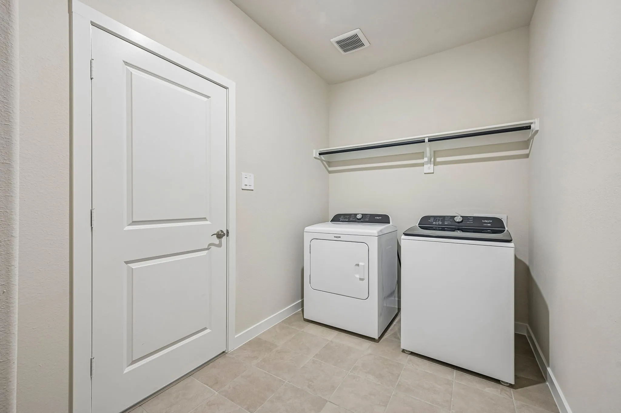 Photo is not of the actual home, but is an inspirational photo of builder’s model home and may depict options, furnishings, and/or decorator features that are not included.