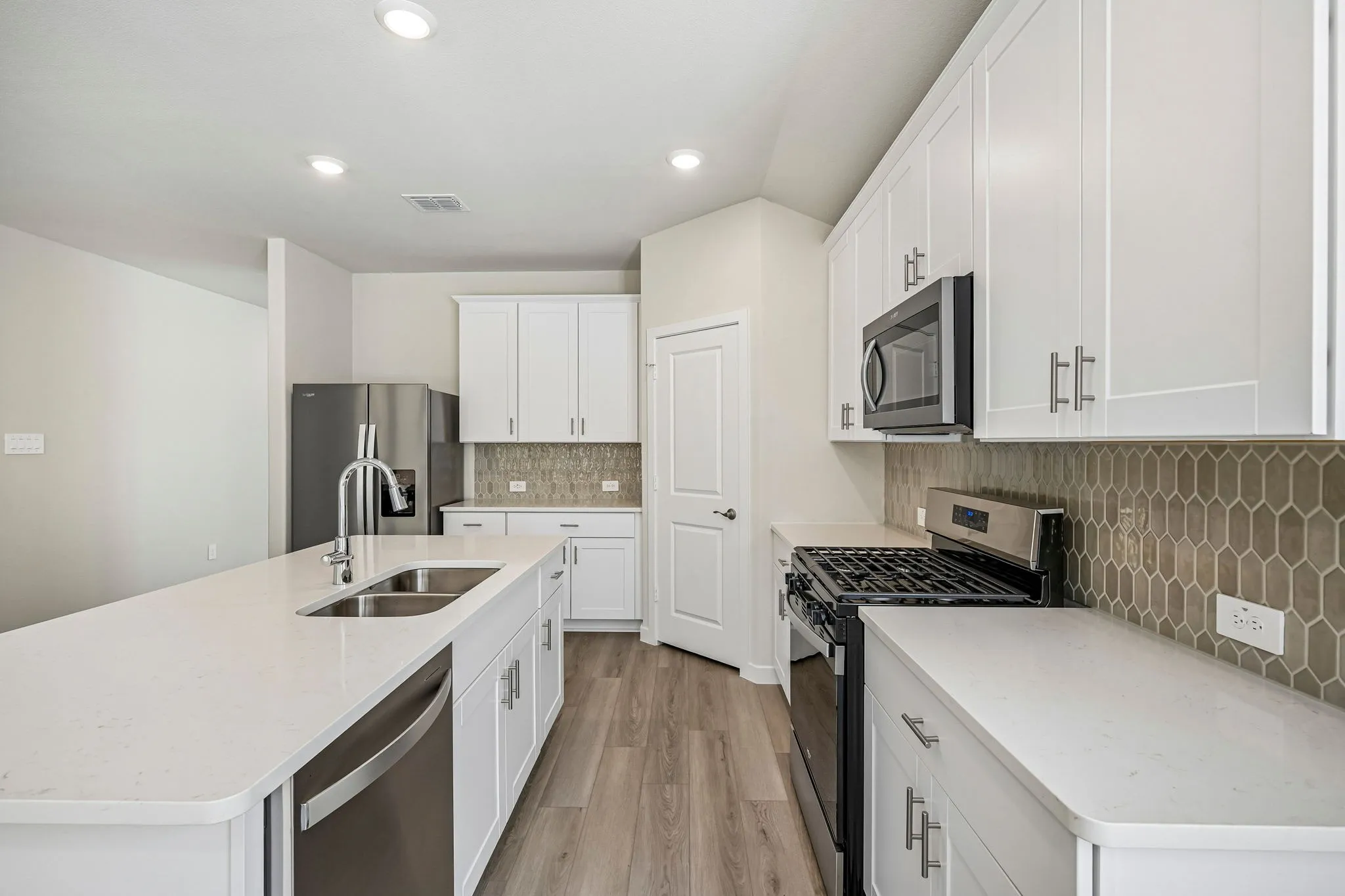Photo is not of the actual home, but is an inspirational photo of builder’s model home and may depict options, furnishings, and/or decorator features that are not included.