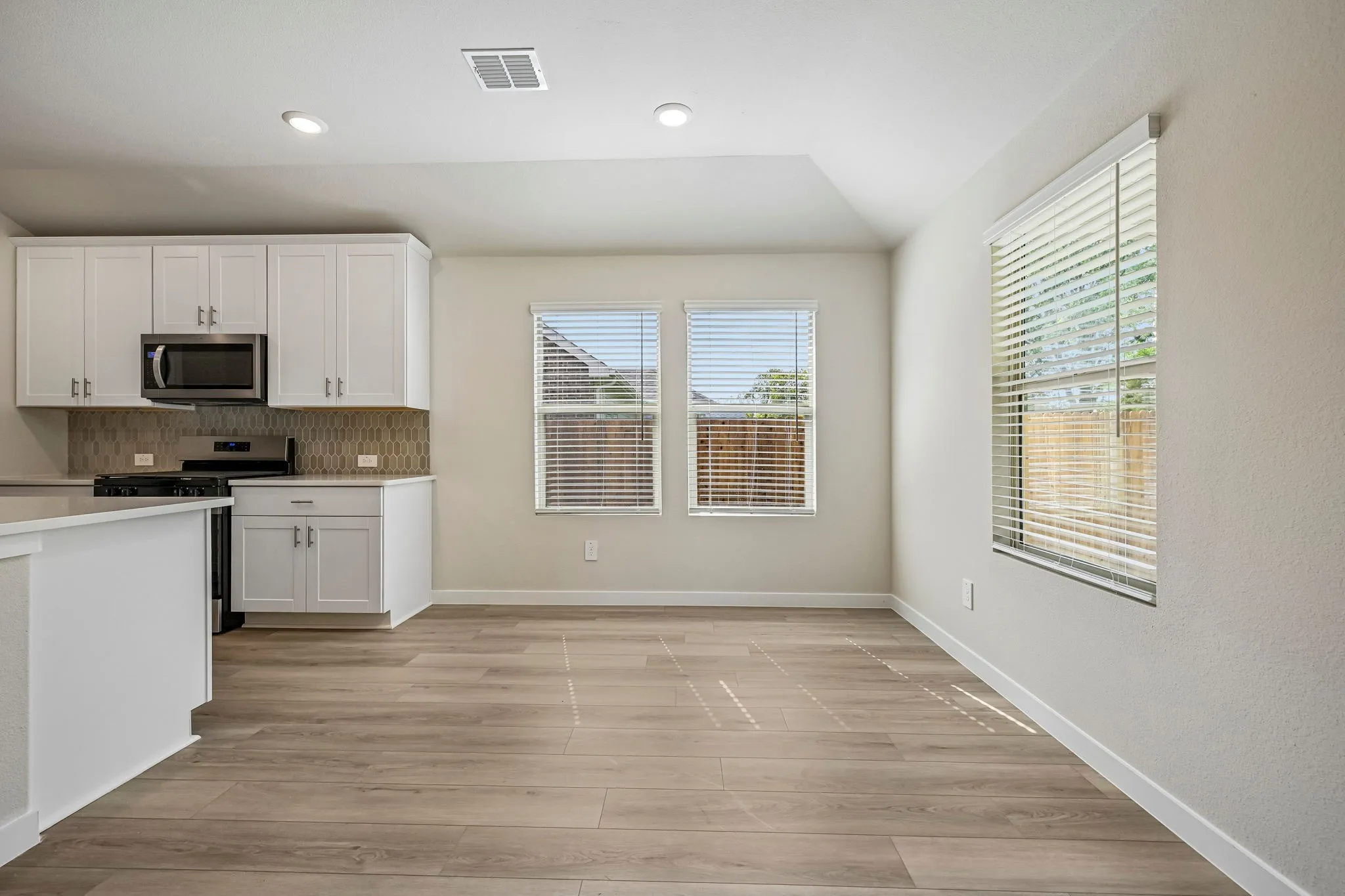 Photo is not of the actual home, but is an inspirational photo of builder’s model home and may depict options, furnishings, and/or decorator features that are not included.