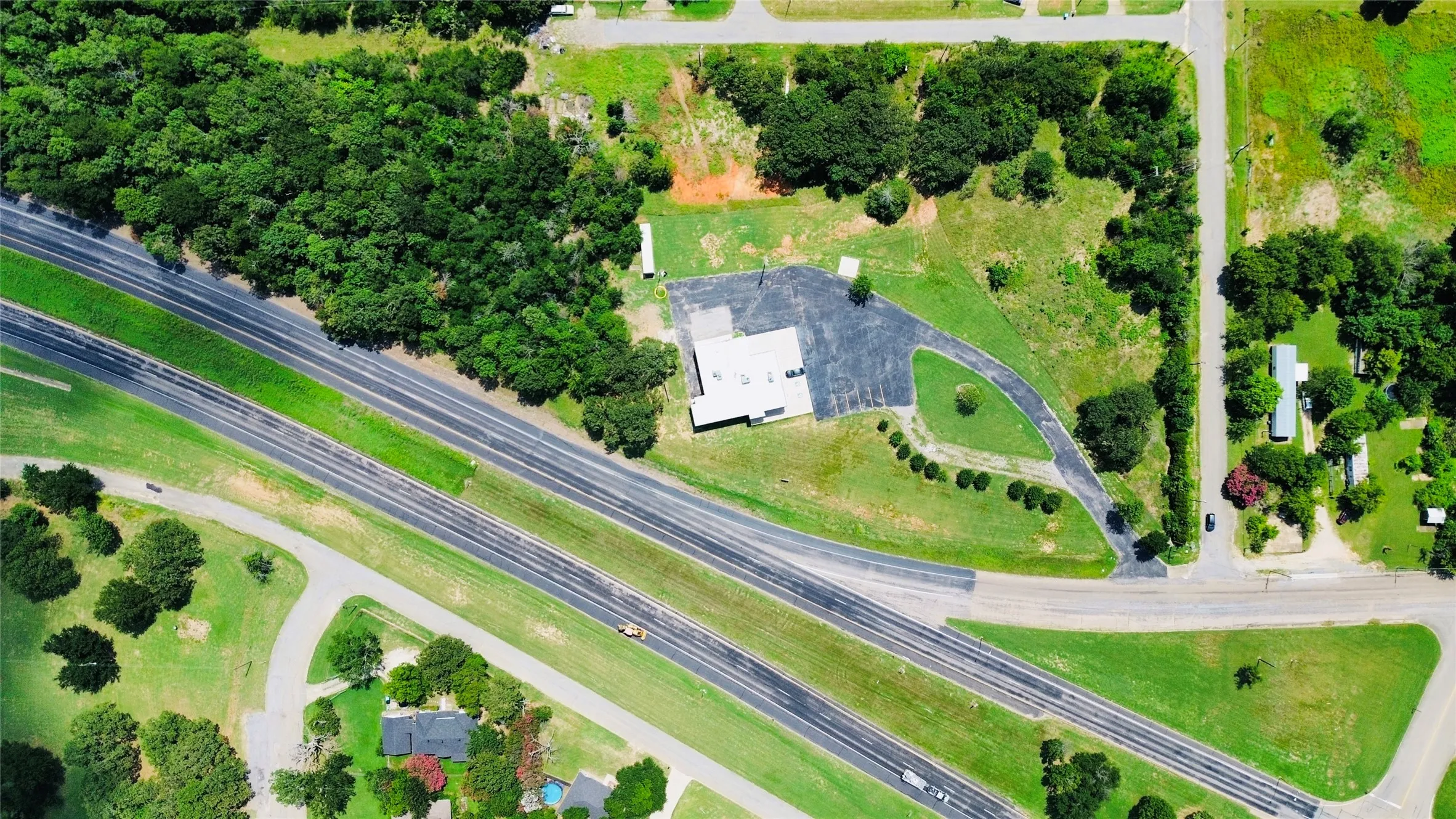 Improved Land For Sale in Grayson County , 1020 N US HIGHWAY 69, Denison, Texas 75020, 0, 0, Garage spaces, 0 Sqft, built in 1980, mls#21404398, Real Estate Agent in Denison, Homes For Sale in Grayson county, Homes For Sale in Denison, Realtor in Denison Texas, Real Estate Brokerage Independent Realty Texas, Luminita Cordes Realtor