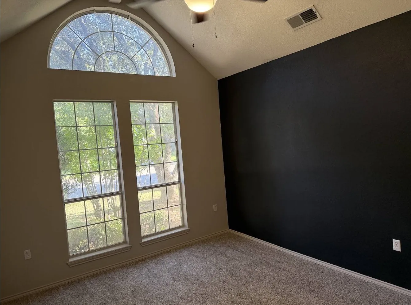 Single Family Residence For Sale in Taylor County , 1702 Lytle Shores Drive, Abilene, Texas 79602, 4 Bedroom, 4 Bathroom, 2 Garage spaces, 3,660 Sqft, built in 1994, mls#21409952, Real Estate Agent in Abilene, Homes For Sale in Taylor county, Homes For Sale in Abilene, Realtor in Abilene Texas, Real Estate Brokerage Independent Realty Texas, Luminita Cordes Realtor