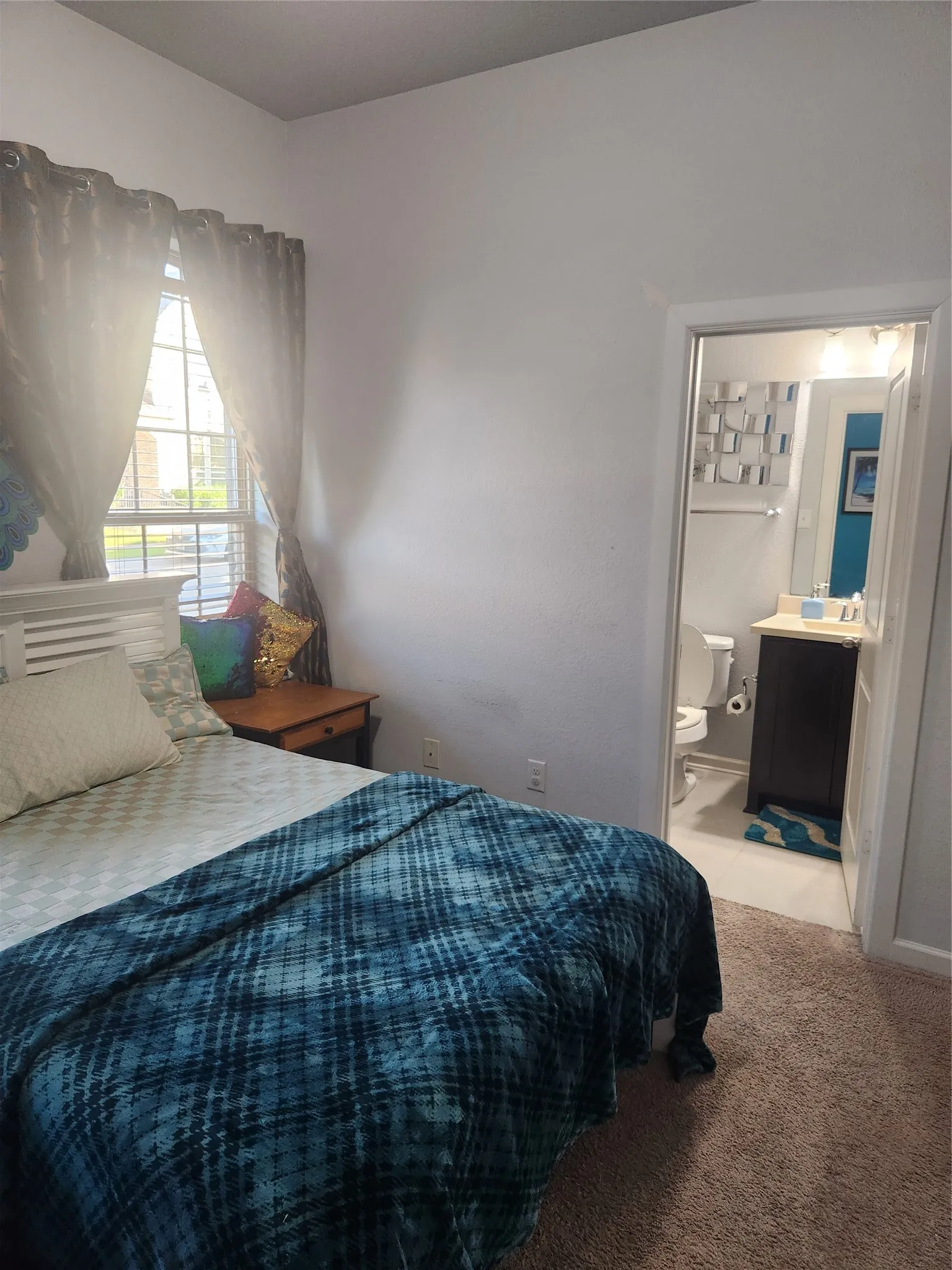 Window with vertical blinds
