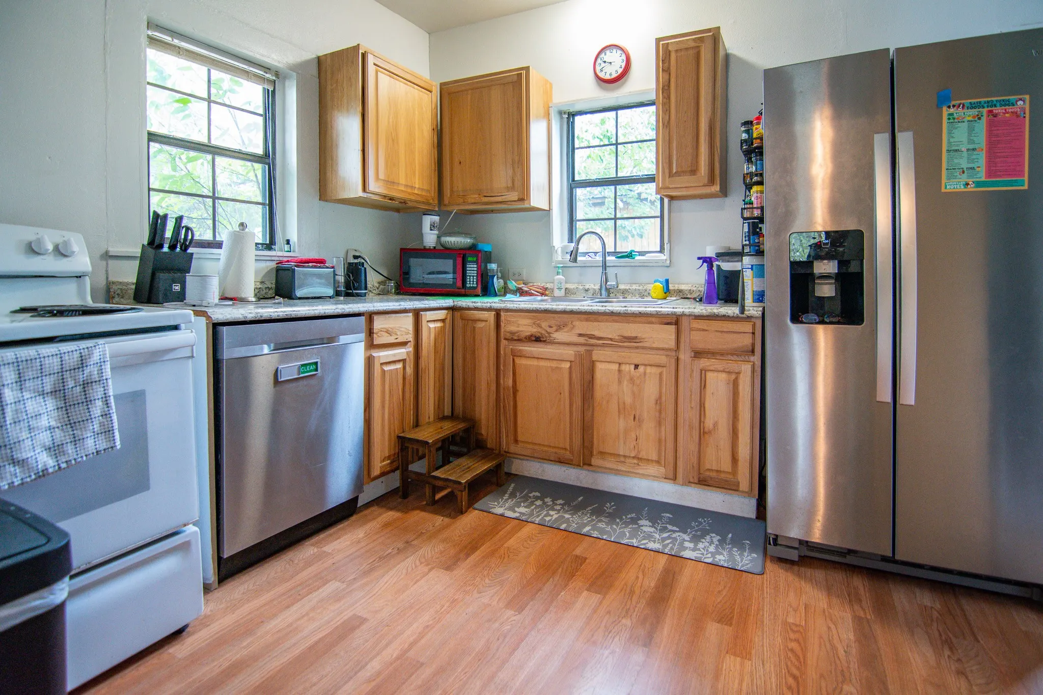 Single Family Residence For Sale in Brown County , 1808 8 1/2 Street, Brownwood, Texas 76801, 3 Bedroom, 2 Bathroom, Garage spaces, 1,076 Sqft, built in 0, mls#21410542, Real Estate Agent in Brownwood, Homes For Sale in Brown county, Homes For Sale in Brownwood, Realtor in Brownwood Texas, Real Estate Brokerage Independent Realty Texas, Luminita Cordes Realtor