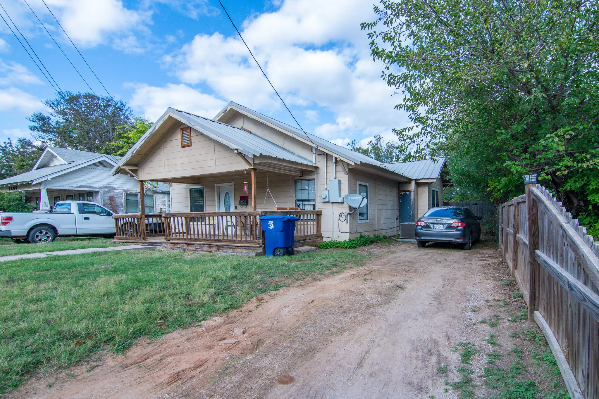 Single Family Residence For Sale in Brown County , 1808 8 1/2 Street, Brownwood, Texas 76801, 3 Bedroom, 2 Bathroom, Garage spaces, 1,076 Sqft, built in 0, mls#21410542, Real Estate Agent in Brownwood, Homes For Sale in Brown county, Homes For Sale in Brownwood, Realtor in Brownwood Texas, Real Estate Brokerage Independent Realty Texas, Luminita Cordes Realtor