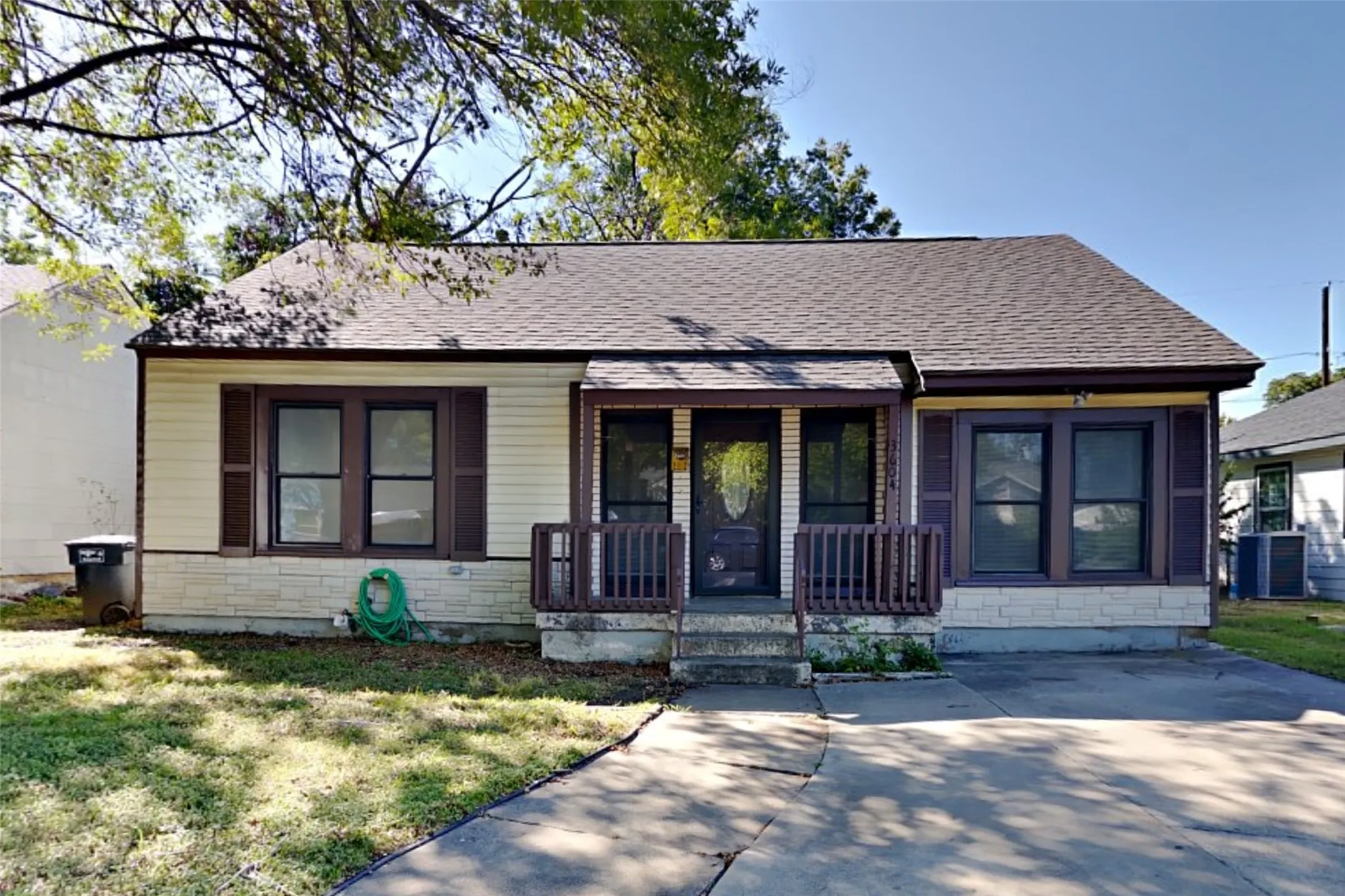 Single Family Residence For Rent