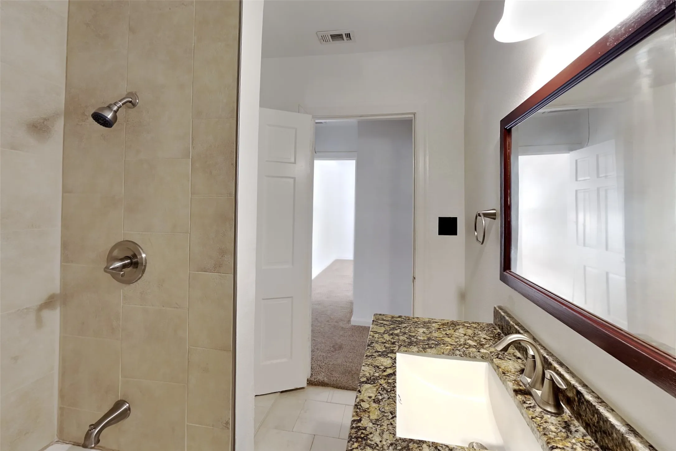 Single Family Residence For Rent in Tarrant County , 3604 Baldwin Avenue, Fort Worth, Texas 76110, 4 Bedroom, 2 Bathroom, Garage spaces, 1,302 Sqft, built in 1939, mls#21410567, Real Estate Agent in Fort Worth, Homes For Rent in Tarrant county, Homes For Rent in Fort Worth, Realtor in Fort Worth Texas, Real Estate Brokerage Independent Realty Texas, Luminita Cordes Realtor