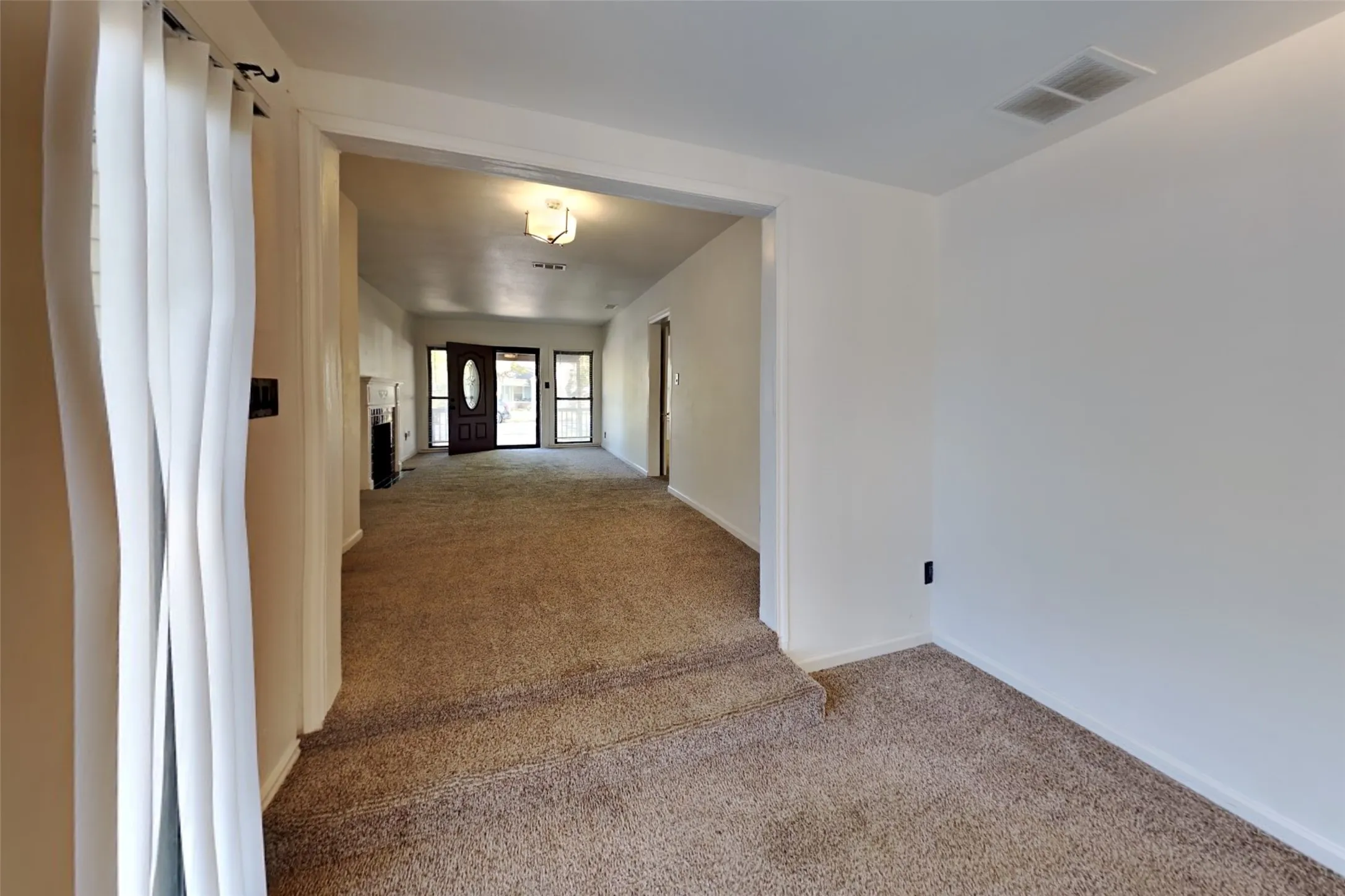 Single Family Residence For Rent in Tarrant County , 3604 Baldwin Avenue, Fort Worth, Texas 76110, 4 Bedroom, 2 Bathroom, Garage spaces, 1,302 Sqft, built in 1939, mls#21410567, Real Estate Agent in Fort Worth, Homes For Rent in Tarrant county, Homes For Rent in Fort Worth, Realtor in Fort Worth Texas, Real Estate Brokerage Independent Realty Texas, Luminita Cordes Realtor
