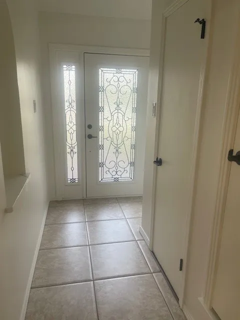 Single Family Residence For Sale in Hood County , 315 S Baker Street, Granbury, Texas 76048, 3 Bedroom, 2 Bathroom, 2 Garage spaces, 2,392 Sqft, built in 1978, mls#21410598, Real Estate Agent in Granbury, Homes For Sale in Hood county, Homes For Sale in Granbury, Realtor in Granbury Texas, Real Estate Brokerage Independent Realty Texas, Luminita Cordes Realtor