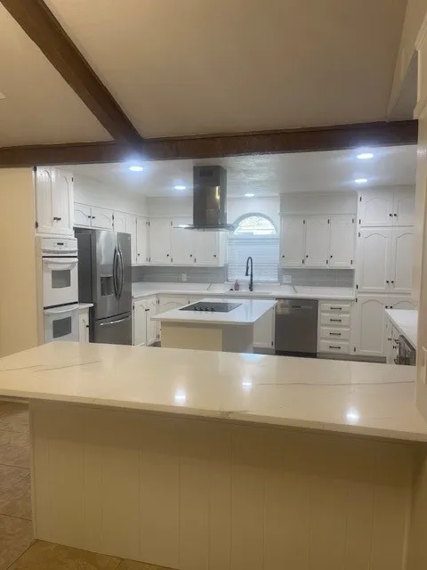 Single Family Residence For Sale in Hood County , 315 S Baker Street, Granbury, Texas 76048, 3 Bedroom, 2 Bathroom, 2 Garage spaces, 2,392 Sqft, built in 1978, mls#21410598, Real Estate Agent in Granbury, Homes For Sale in Hood county, Homes For Sale in Granbury, Realtor in Granbury Texas, Real Estate Brokerage Independent Realty Texas, Luminita Cordes Realtor