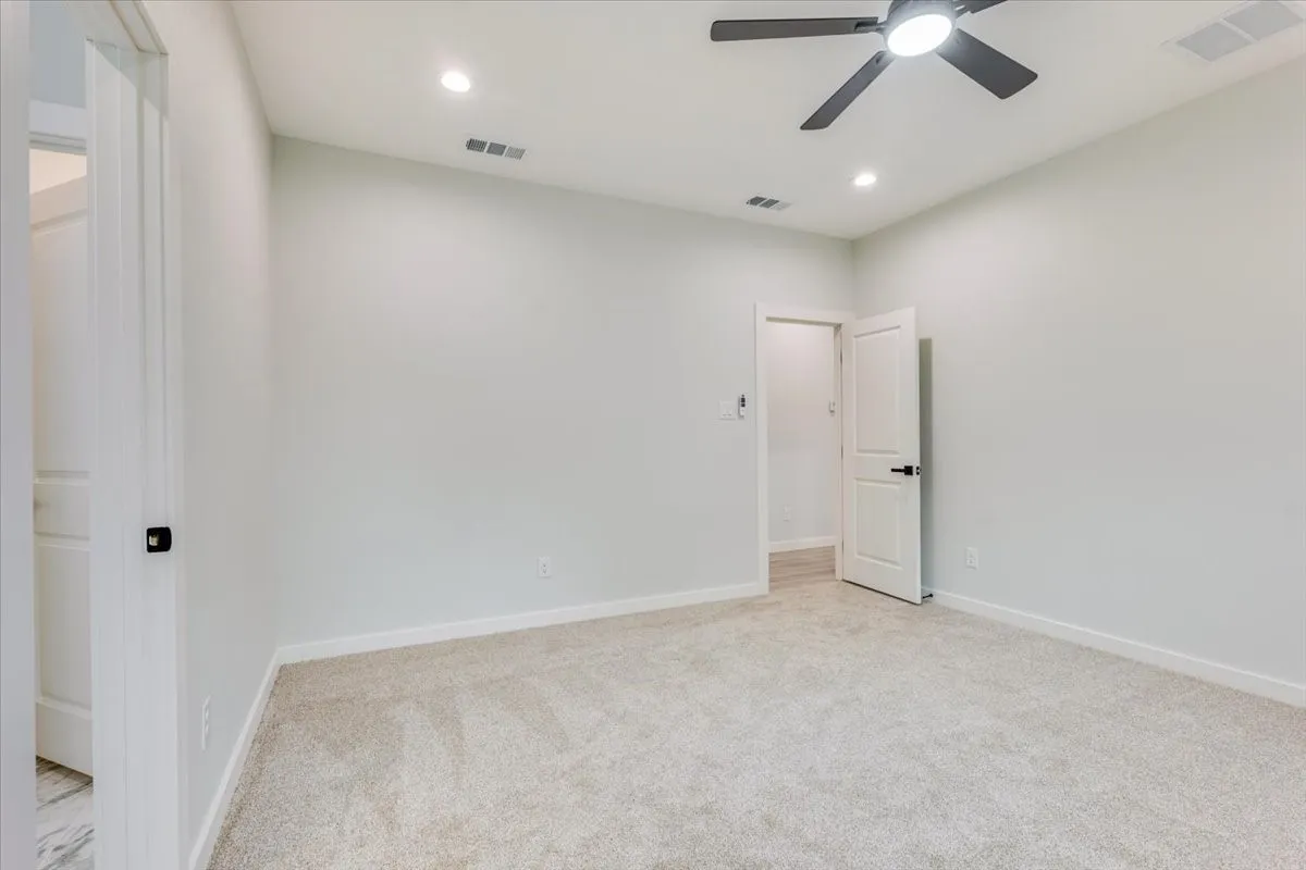 Single Family Residence For Sale in Wise County , 1400 N Business 287, Decatur, Texas 76234, 3 Bedroom, 2 Bathroom, 2 Garage spaces, 1,405 Sqft, built in 2026, mls#21410600, Real Estate Agent in Decatur, Homes For Sale in Wise county, Homes For Sale in Decatur, Realtor in Decatur Texas, Real Estate Brokerage Independent Realty Texas, Luminita Cordes Realtor