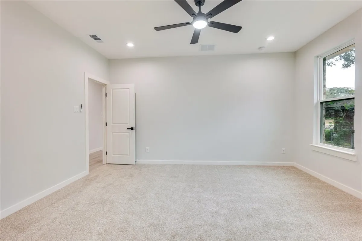 Single Family Residence For Sale in Wise County , 1400 N Business 287, Decatur, Texas 76234, 3 Bedroom, 2 Bathroom, 2 Garage spaces, 1,405 Sqft, built in 2026, mls#21410600, Real Estate Agent in Decatur, Homes For Sale in Wise county, Homes For Sale in Decatur, Realtor in Decatur Texas, Real Estate Brokerage Independent Realty Texas, Luminita Cordes Realtor