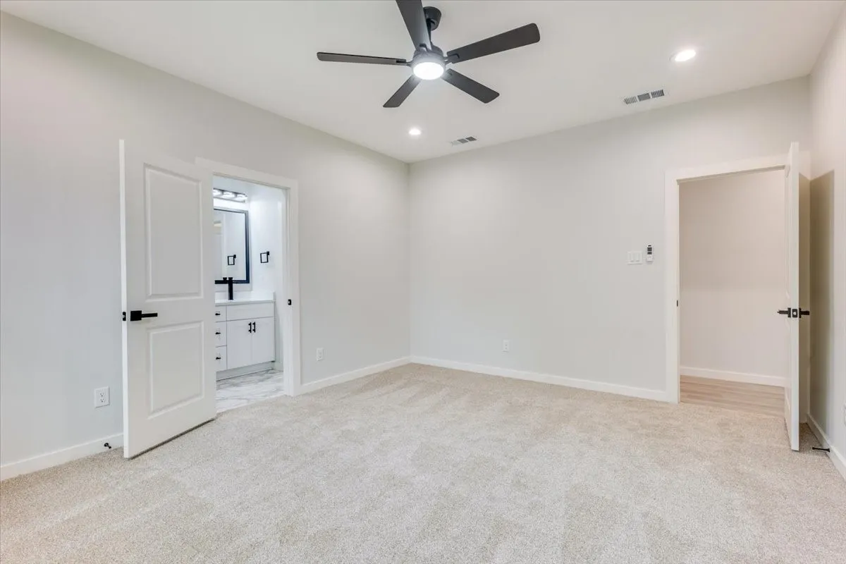 Single Family Residence For Sale in Wise County , 1400 N Business 287, Decatur, Texas 76234, 3 Bedroom, 2 Bathroom, 2 Garage spaces, 1,405 Sqft, built in 2026, mls#21410600, Real Estate Agent in Decatur, Homes For Sale in Wise county, Homes For Sale in Decatur, Realtor in Decatur Texas, Real Estate Brokerage Independent Realty Texas, Luminita Cordes Realtor