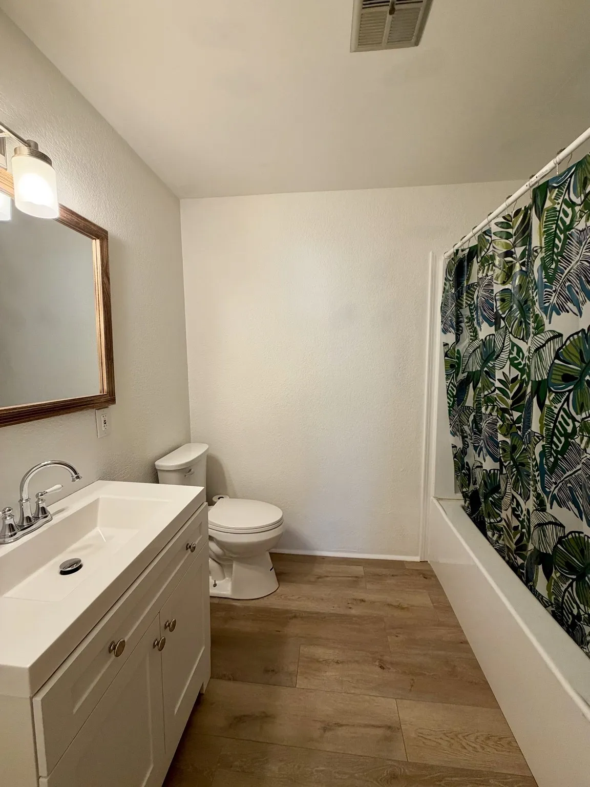 Single Family Residence For Sale in Jones County , 2740 County Road 320, Abilene, Texas 79601, 3 Bedroom, 2 Bathroom, Garage spaces, 1,242 Sqft, built in 1982, mls#21409265, Real Estate Agent in Abilene, Homes For Sale in Jones county, Homes For Sale in Abilene, Realtor in Abilene Texas, Real Estate Brokerage Independent Realty Texas, Luminita Cordes Realtor