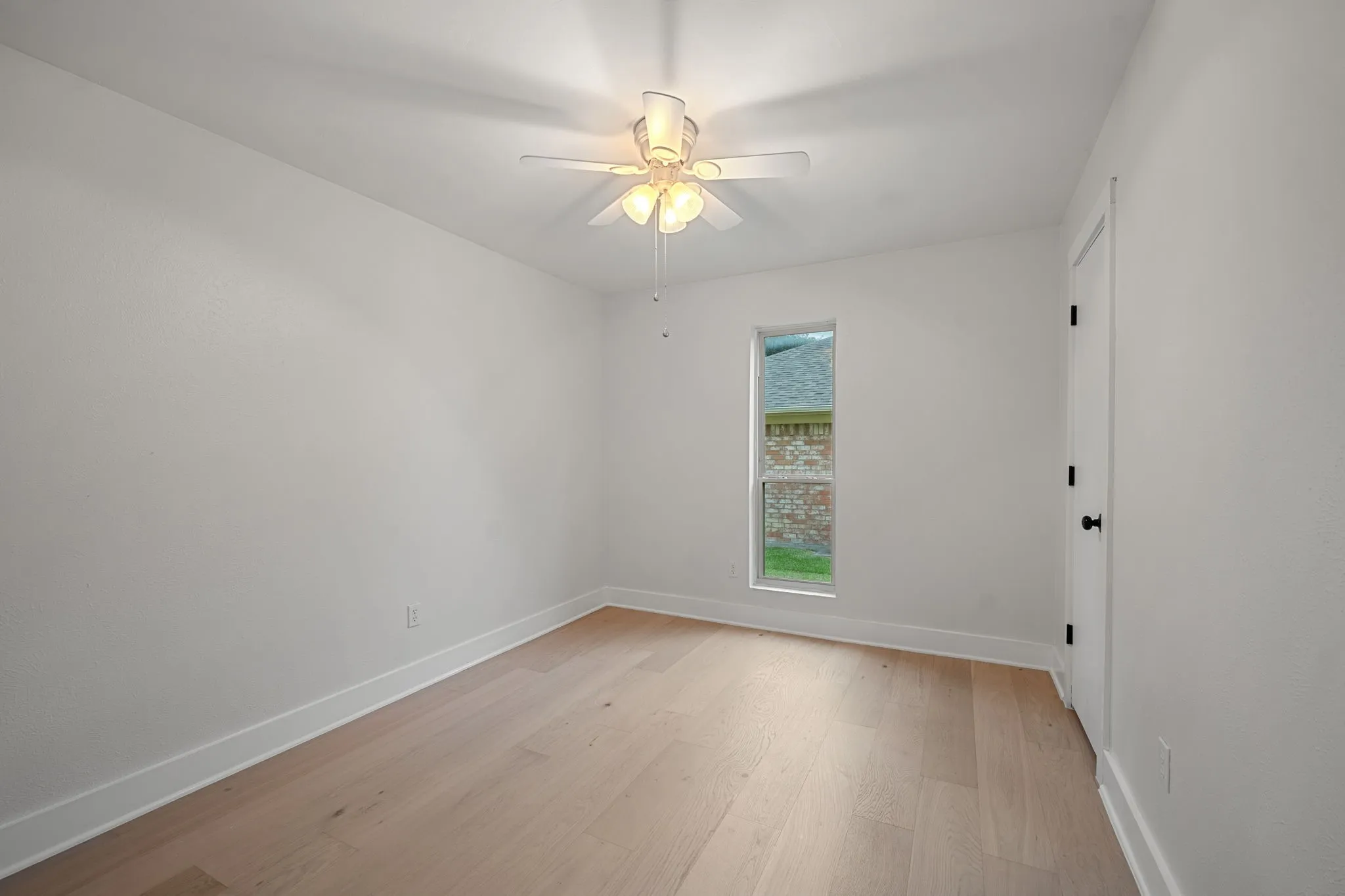 Single Family Residence For Sale in Collin County , 4541 Hartford Drive, Plano, Texas 75093, 3 Bedroom, 2 Bathroom, 2 Garage spaces, 1,738 Sqft, built in 1979, mls#21392198, Real Estate Agent in Plano, Homes For Sale in Collin county, Homes For Sale in Plano, Realtor in Plano Texas, Real Estate Brokerage Independent Realty Texas, Luminita Cordes Realtor