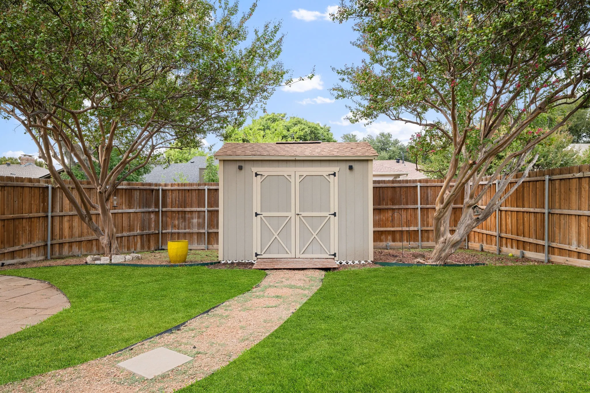 Single Family Residence For Sale in Collin County , 4541 Hartford Drive, Plano, Texas 75093, 3 Bedroom, 2 Bathroom, 2 Garage spaces, 1,738 Sqft, built in 1979, mls#21392198, Real Estate Agent in Plano, Homes For Sale in Collin county, Homes For Sale in Plano, Realtor in Plano Texas, Real Estate Brokerage Independent Realty Texas, Luminita Cordes Realtor