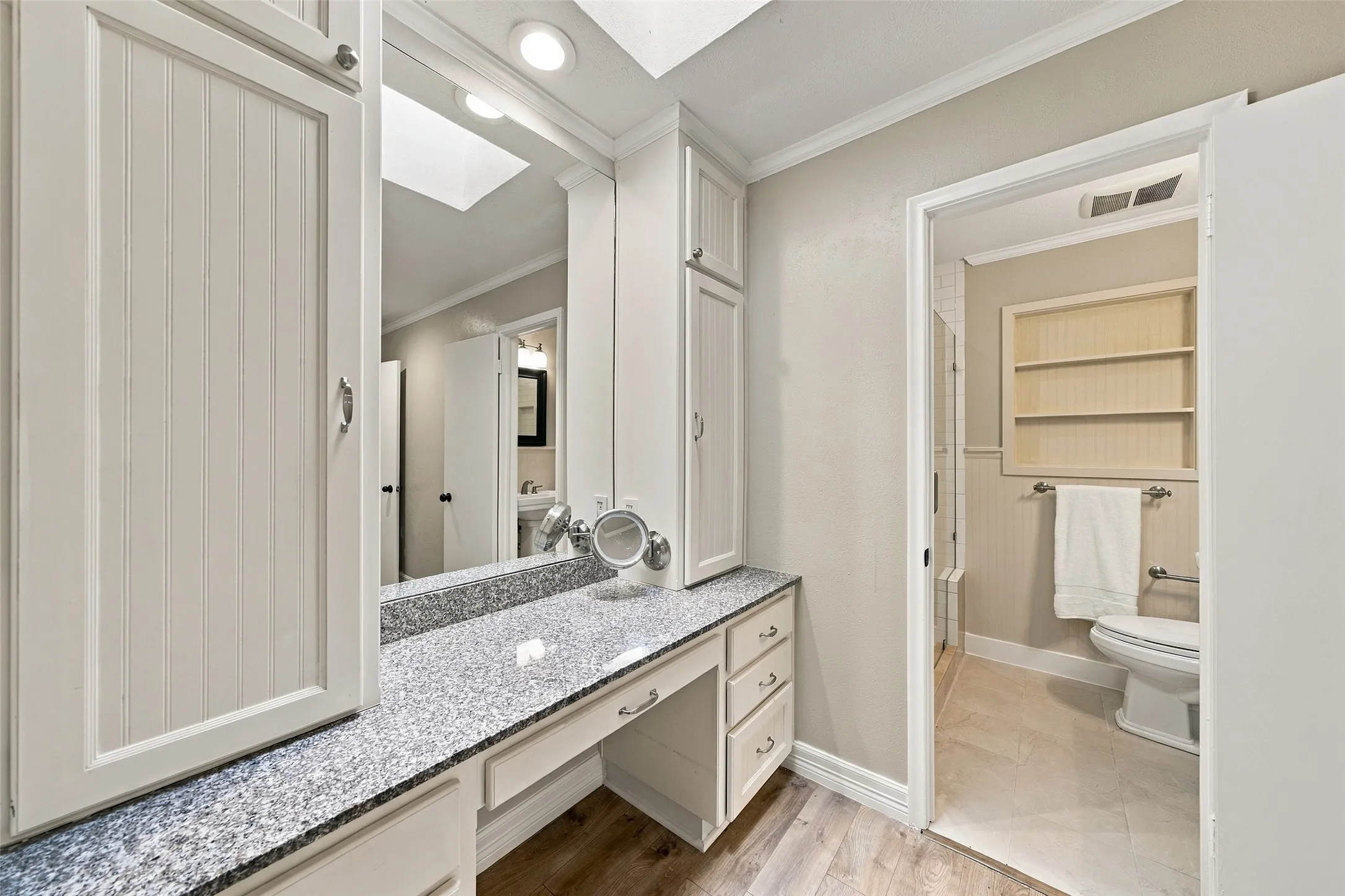 Single Family Residence For Sale in Dallas County , 8311 Baumgarten Drive, Dallas, Texas 75228, 3 Bedroom, 2 Bathroom, 2 Garage spaces, 2,184 Sqft, built in 1964, mls#21397170, Real Estate Agent in Dallas, Homes For Sale in Dallas county, Homes For Sale in Dallas, Realtor in Dallas Texas, Real Estate Brokerage Independent Realty Texas, Luminita Cordes Realtor