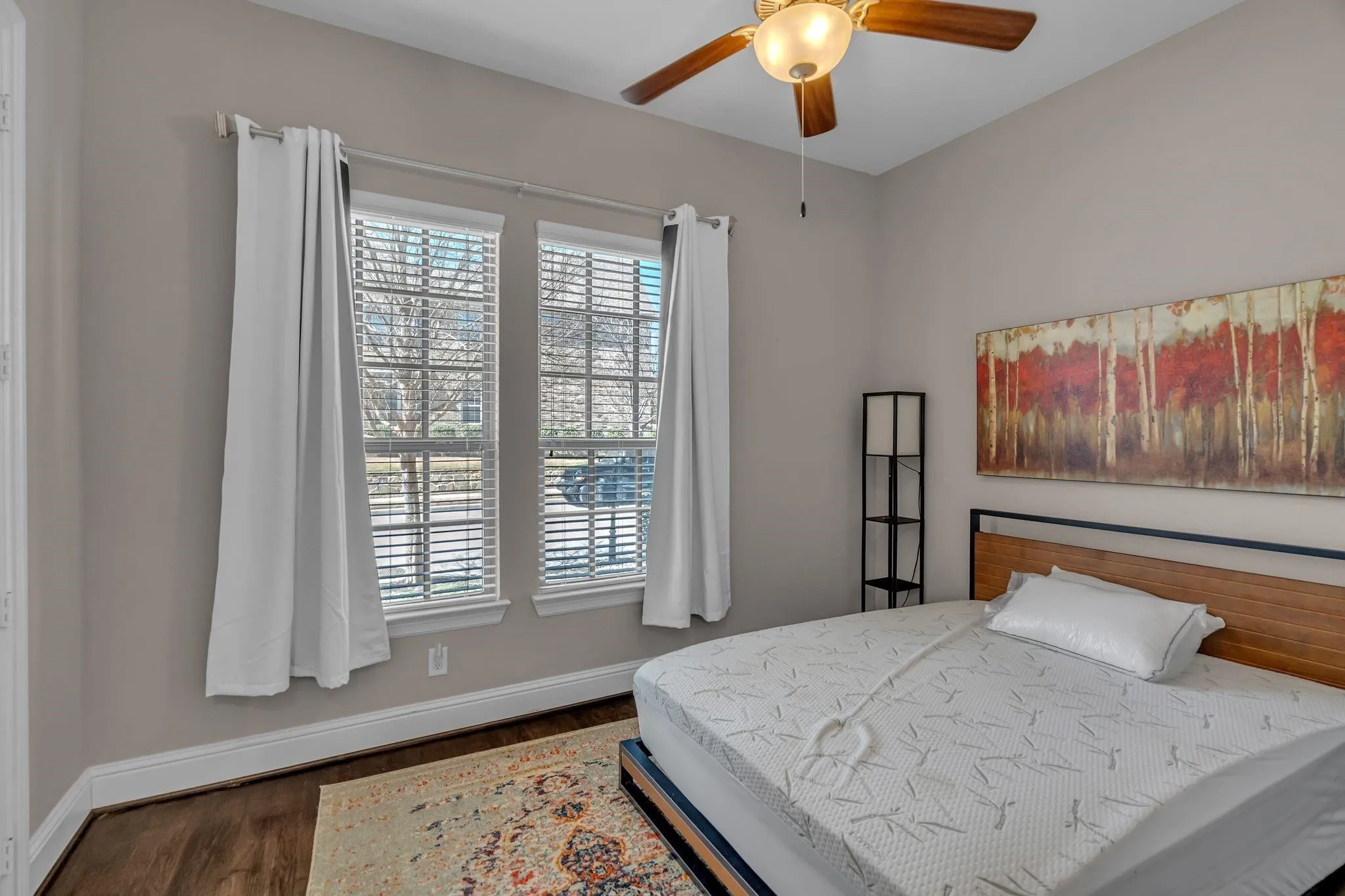 Single Family Residence For Sale in Denton County , 350 Loma Alta Drive, Flower Mound, Texas 75022, 3 Bedroom, 3 Bathroom, 2 Garage spaces, 2,336 Sqft, built in 2016, mls#21410609, Real Estate Agent in Flower Mound, Homes For Sale in Denton county, Homes For Sale in Flower Mound, Realtor in Flower Mound Texas, Real Estate Brokerage Independent Realty Texas, Luminita Cordes Realtor