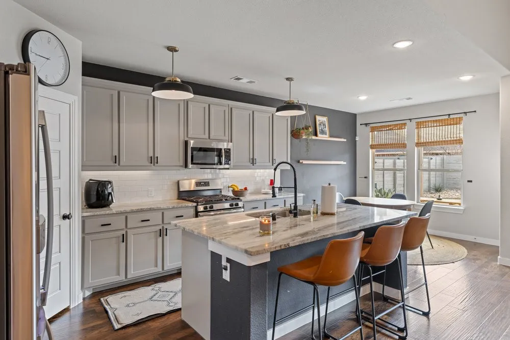 Single Family Residence For Sale in Denton County , 1905 13th Street, Argyle, Texas 76226, 5 Bedroom, 3 Bathroom, 2 Garage spaces, 2,760 Sqft, built in 2018, mls#21410597, Real Estate Agent in Argyle, Homes For Sale in Denton county, Homes For Sale in Argyle, Realtor in Argyle Texas, Real Estate Brokerage Independent Realty Texas, Luminita Cordes Realtor