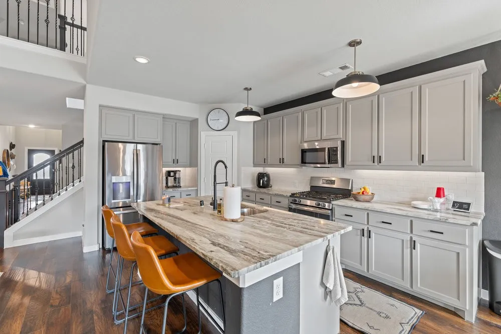 Single Family Residence For Sale in Denton County , 1905 13th Street, Argyle, Texas 76226, 5 Bedroom, 3 Bathroom, 2 Garage spaces, 2,760 Sqft, built in 2018, mls#21410597, Real Estate Agent in Argyle, Homes For Sale in Denton county, Homes For Sale in Argyle, Realtor in Argyle Texas, Real Estate Brokerage Independent Realty Texas, Luminita Cordes Realtor