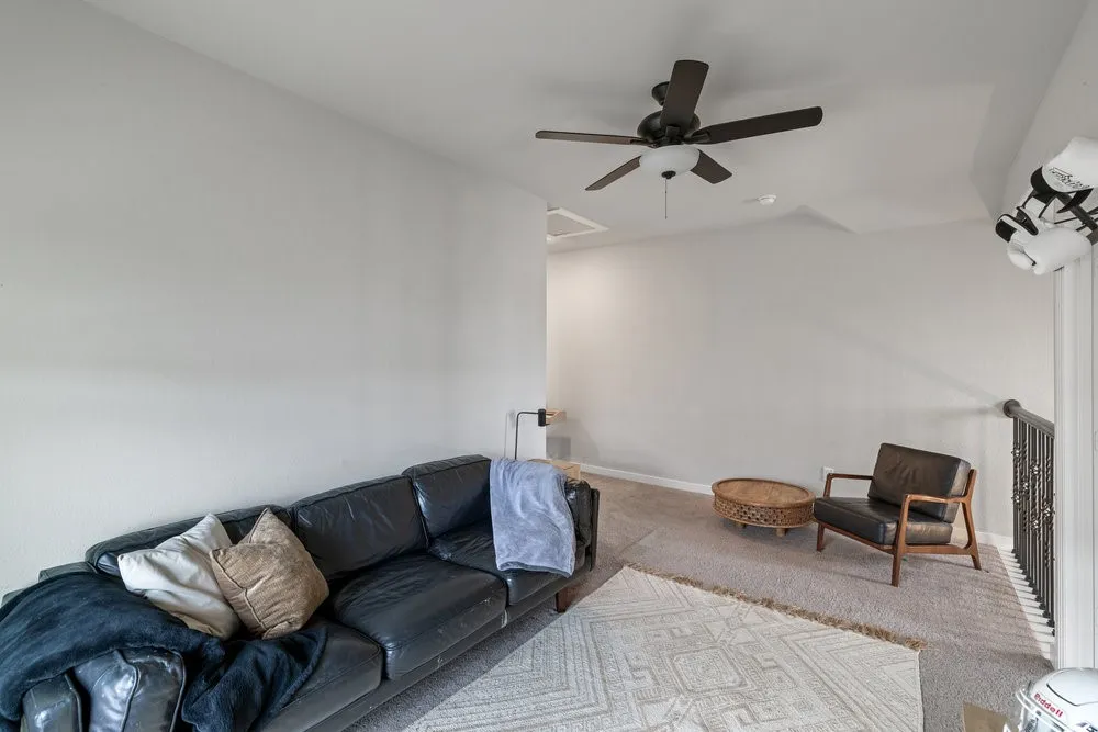 Single Family Residence For Sale in Denton County , 1905 13th Street, Argyle, Texas 76226, 5 Bedroom, 3 Bathroom, 2 Garage spaces, 2,760 Sqft, built in 2018, mls#21410597, Real Estate Agent in Argyle, Homes For Sale in Denton county, Homes For Sale in Argyle, Realtor in Argyle Texas, Real Estate Brokerage Independent Realty Texas, Luminita Cordes Realtor