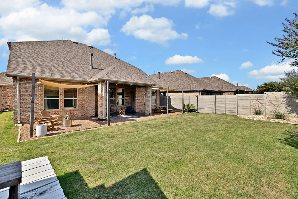 Single Family Residence For Sale in Denton County , 1905 13th Street, Argyle, Texas 76226, 5 Bedroom, 3 Bathroom, 2 Garage spaces, 2,760 Sqft, built in 2018, mls#21410597, Real Estate Agent in Argyle, Homes For Sale in Denton county, Homes For Sale in Argyle, Realtor in Argyle Texas, Real Estate Brokerage Independent Realty Texas, Luminita Cordes Realtor
