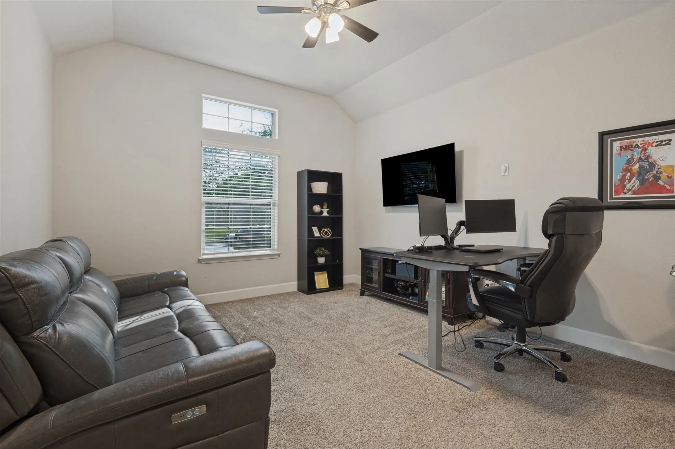 Single Family Residence For Sale in Ellis County , 641 Grove Park Lane, Midlothian, Texas 76065, 3 Bedroom, 3 Bathroom, 2 Garage spaces, 2,190 Sqft, built in 2021, mls#21398223, Real Estate Agent in Midlothian, Homes For Sale in Ellis county, Homes For Sale in Midlothian, Realtor in Midlothian Texas, Real Estate Brokerage Independent Realty Texas, Luminita Cordes Realtor