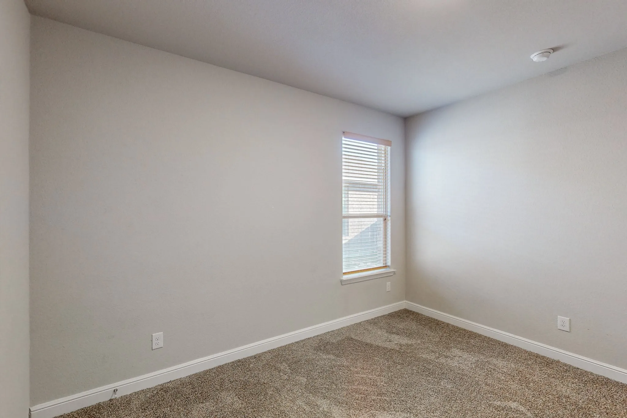 Single Family Residence For Rent in Wise County , 147 Texasage Street, Rhome, Texas 76078, 5 Bedroom, 3 Bathroom, 2 Garage spaces, 2,141 Sqft, built in 2023, mls#21410632, Real Estate Agent in Rhome, Homes For Rent in Wise county, Homes For Rent in Rhome, Realtor in Rhome Texas, Real Estate Brokerage Independent Realty Texas, Luminita Cordes Realtor
