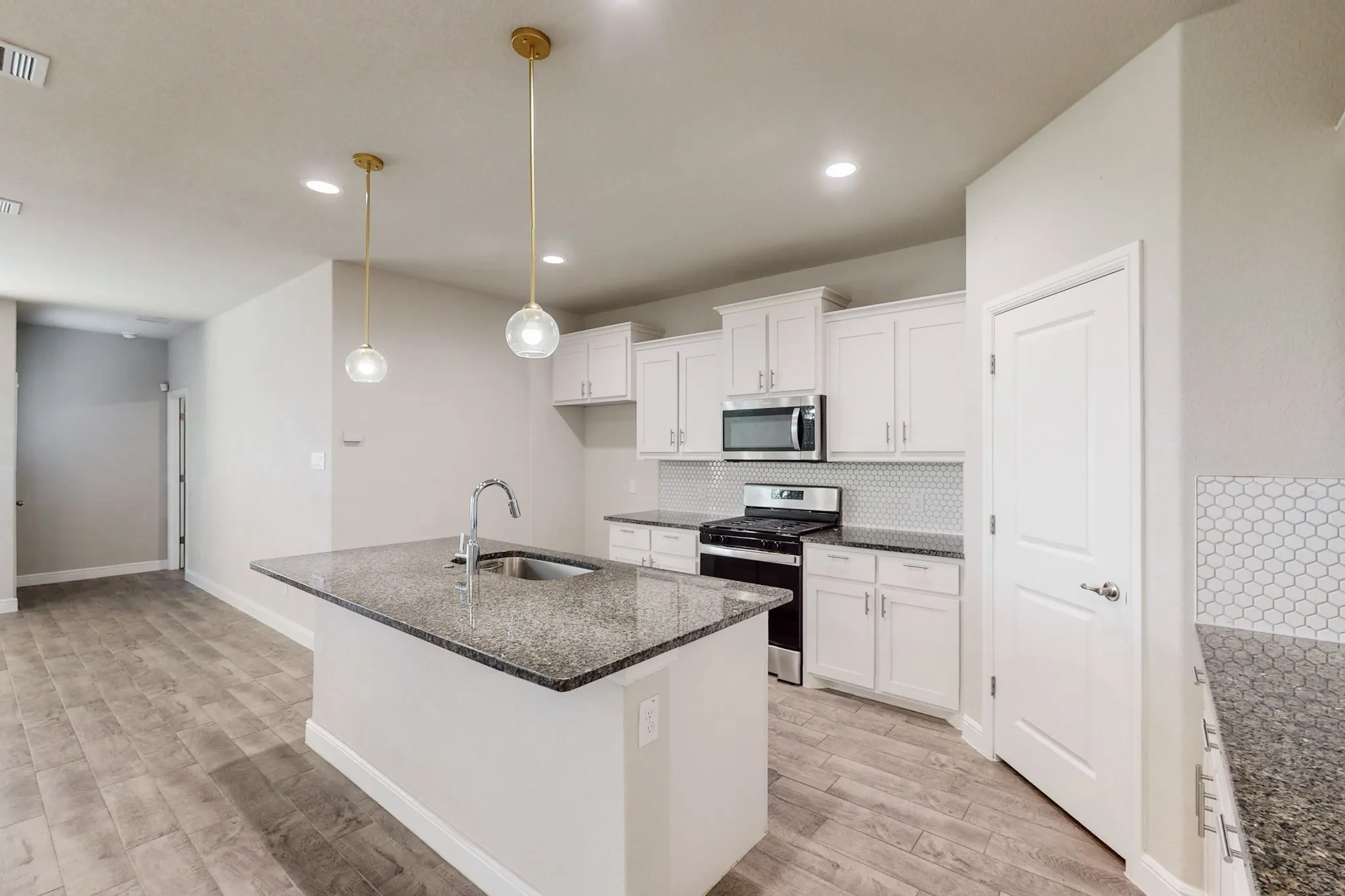 Single Family Residence For Rent in Wise County , 147 Texasage Street, Rhome, Texas 76078, 5 Bedroom, 3 Bathroom, 2 Garage spaces, 2,141 Sqft, built in 2023, mls#21410632, Real Estate Agent in Rhome, Homes For Rent in Wise county, Homes For Rent in Rhome, Realtor in Rhome Texas, Real Estate Brokerage Independent Realty Texas, Luminita Cordes Realtor