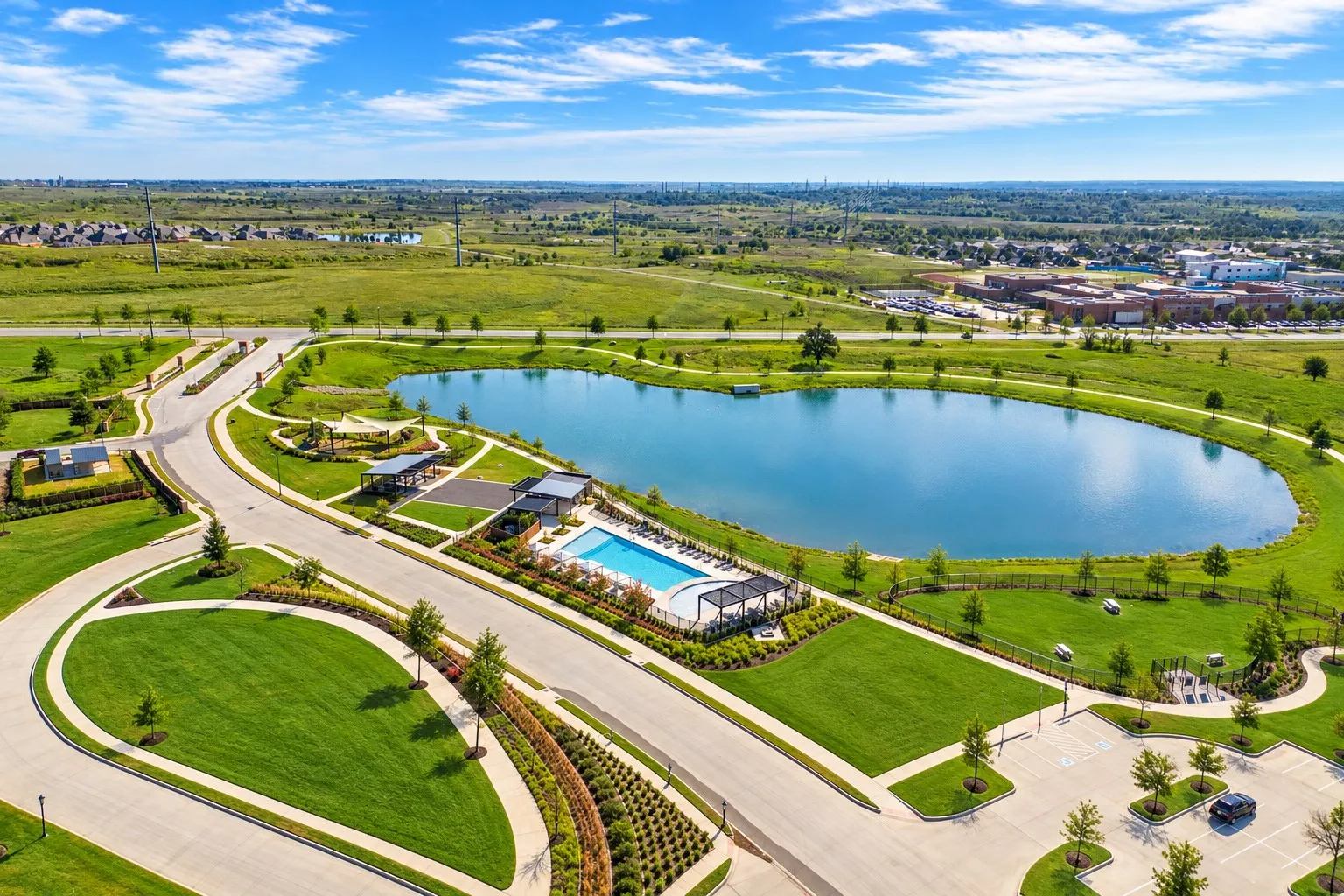 HOA amenities - Pool, Walking trailing, playarea