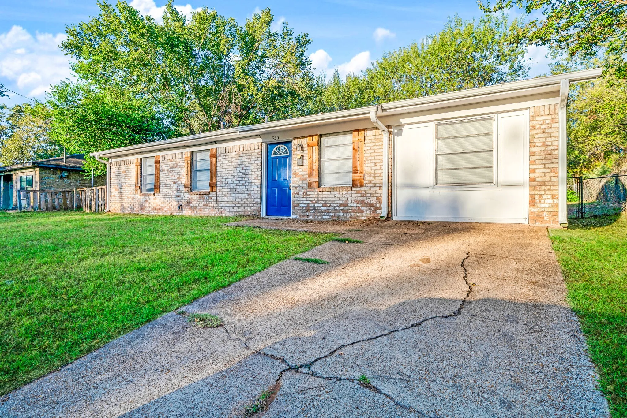 Single Family Residence For Sale