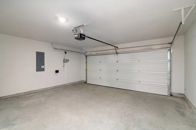 Single Family Residence For Rent in Denton County , 5813 Morrow Point Drive, Denton, Texas 76226, 4 Bedroom, 2 Bathroom, 2 Garage spaces, 1,914 Sqft, built in 2023, mls#21410634, Real Estate Agent in Denton, Homes For Rent in Denton county, Homes For Rent in Denton, Realtor in Denton Texas, Real Estate Brokerage Independent Realty Texas, Luminita Cordes Realtor