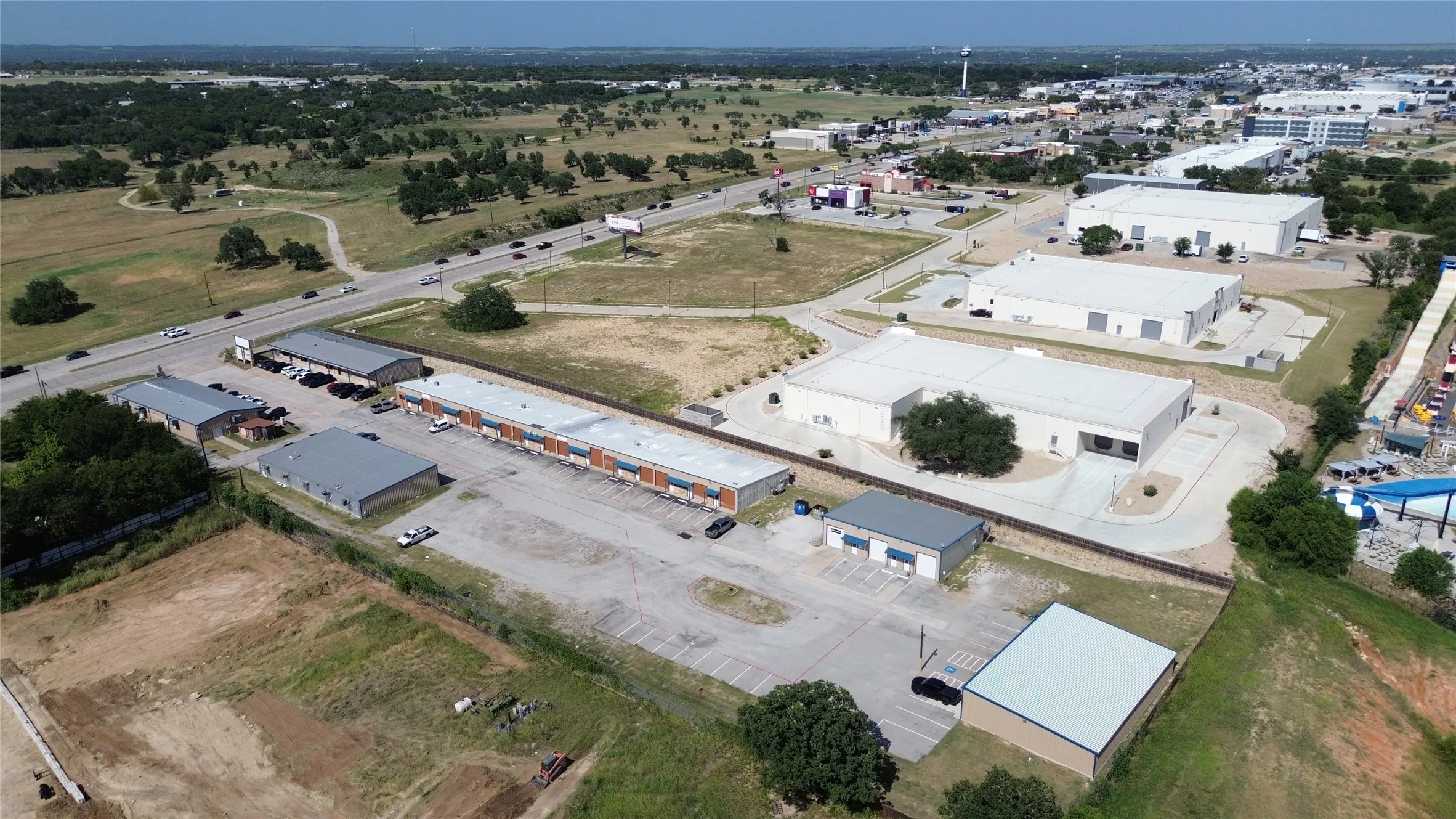 Industrial For Rent in Parker County , 2602 Fort Worth Highway, Hudson Oaks, Texas 76087, 0, 0, Garage spaces, 0 Sqft, built in 2018, mls#21410638, Real Estate Agent in Hudson Oaks, Homes For Rent in Parker county, Homes For Rent in Hudson Oaks, Realtor in Hudson Oaks Texas, Real Estate Brokerage Independent Realty Texas, Luminita Cordes Realtor