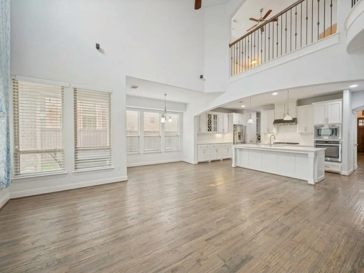Single Family Residence For Rent