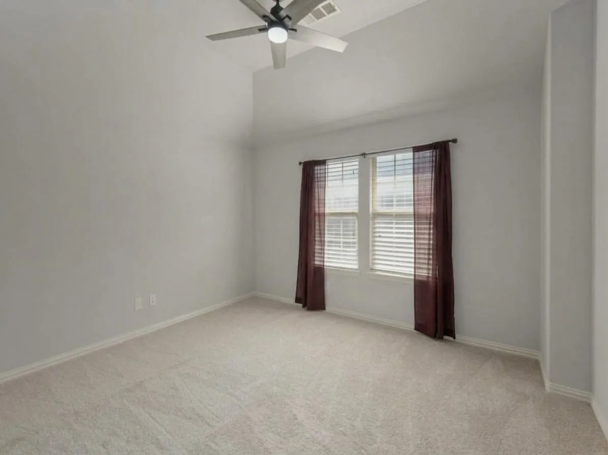 Single Family Residence For Rent in Denton County , 5112 Engleswood Trail, Lewisville, Texas 75056, 5 Bedroom, 4 Bathroom, 2 Garage spaces, 3,793 Sqft, built in 2015, mls#21409630, Real Estate Agent in Lewisville, Homes For Rent in Denton county, Homes For Rent in Lewisville, Realtor in Lewisville Texas, Real Estate Brokerage Independent Realty Texas, Luminita Cordes Realtor