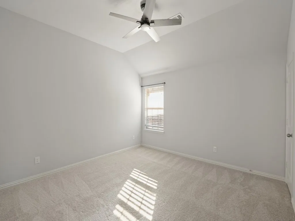 Single Family Residence For Rent in Denton County , 5112 Engleswood Trail, Lewisville, Texas 75056, 5 Bedroom, 4 Bathroom, 2 Garage spaces, 3,793 Sqft, built in 2015, mls#21409630, Real Estate Agent in Lewisville, Homes For Rent in Denton county, Homes For Rent in Lewisville, Realtor in Lewisville Texas, Real Estate Brokerage Independent Realty Texas, Luminita Cordes Realtor