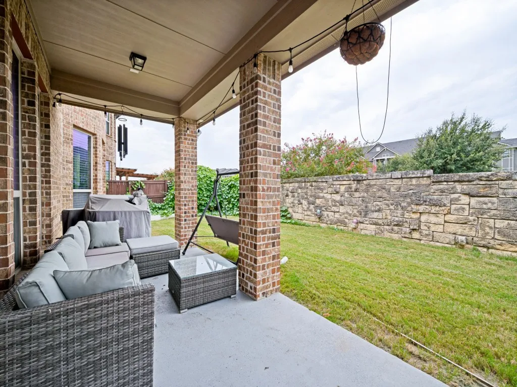 Single Family Residence For Rent in Denton County , 5112 Engleswood Trail, Lewisville, Texas 75056, 5 Bedroom, 4 Bathroom, 2 Garage spaces, 3,793 Sqft, built in 2015, mls#21409630, Real Estate Agent in Lewisville, Homes For Rent in Denton county, Homes For Rent in Lewisville, Realtor in Lewisville Texas, Real Estate Brokerage Independent Realty Texas, Luminita Cordes Realtor