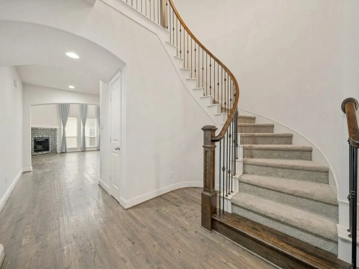 Single Family Residence For Rent in Denton County , 5112 Engleswood Trail, Lewisville, Texas 75056, 5 Bedroom, 4 Bathroom, 2 Garage spaces, 3,793 Sqft, built in 2015, mls#21409630, Real Estate Agent in Lewisville, Homes For Rent in Denton county, Homes For Rent in Lewisville, Realtor in Lewisville Texas, Real Estate Brokerage Independent Realty Texas, Luminita Cordes Realtor