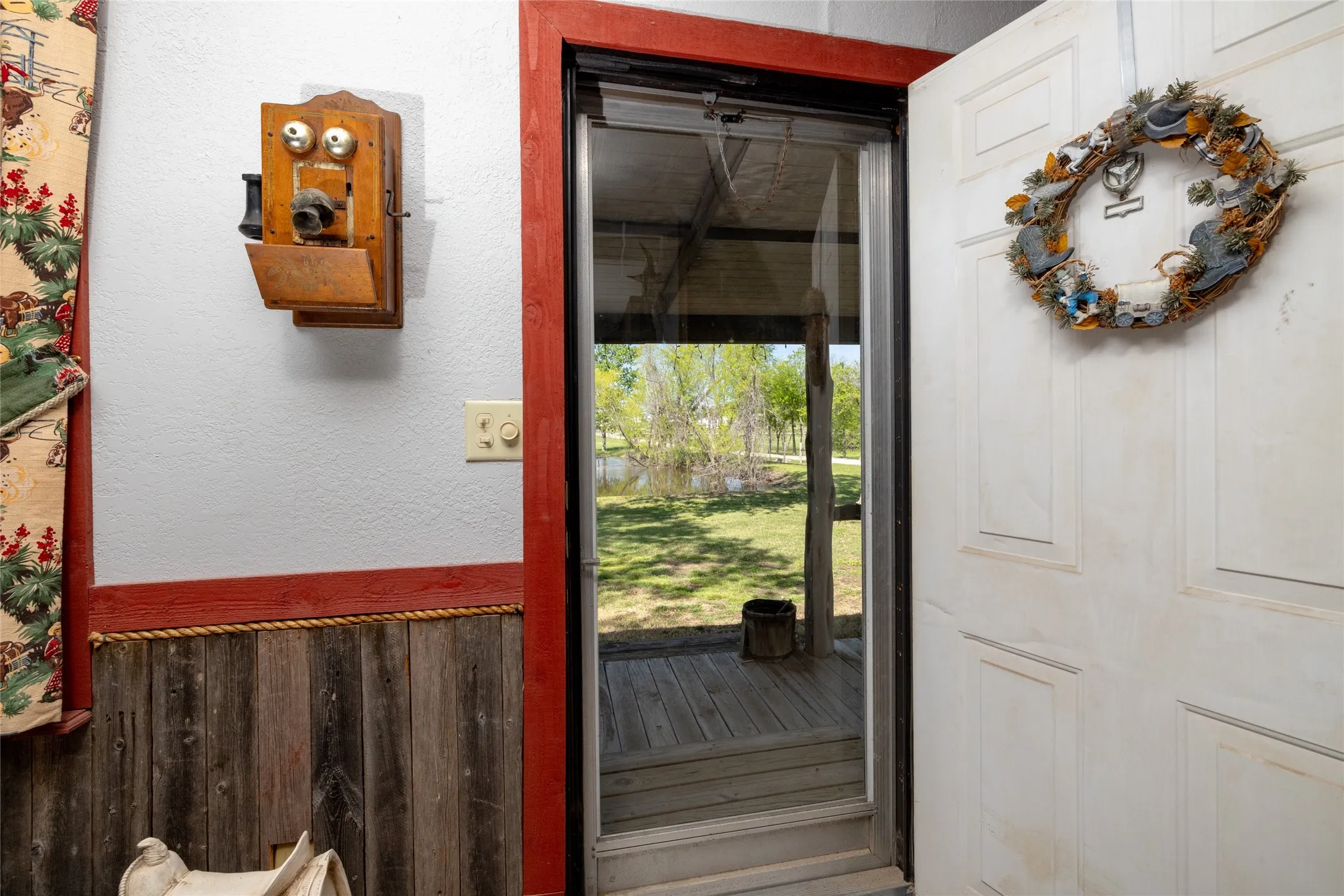 Mobile Home For Sale in Denton County , 14260 Warbler Lane, Haslet, Texas 76052, 3 Bedroom, 2 Bathroom, 2 Garage spaces, 1,200 Sqft, built in 1989, mls#21410334, Real Estate Agent in Haslet, Homes For Sale in Denton county, Homes For Sale in Haslet, Realtor in Haslet Texas, Real Estate Brokerage Independent Realty Texas, Luminita Cordes Realtor