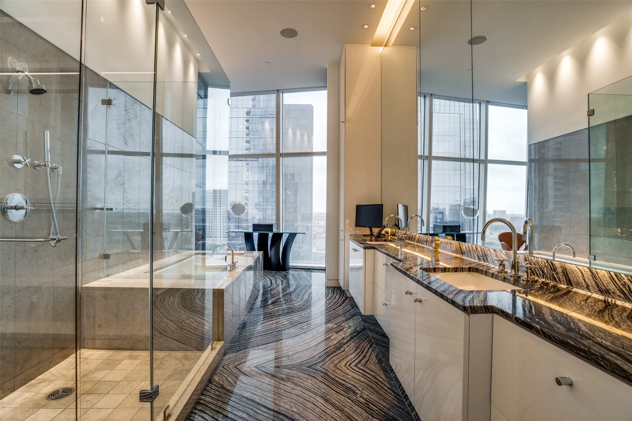 Condominium For Rent in Dallas County , 1918 Olive Street 1902, Dallas, Texas 75201, 2 Bedroom, 3 Bathroom, 3 Garage spaces, 4,998 Sqft, built in 2014, mls#21410489, Real Estate Agent in Dallas, Homes For Rent in Dallas county, Homes For Rent in Dallas, Realtor in Dallas Texas, Real Estate Brokerage Independent Realty Texas, Luminita Cordes Realtor