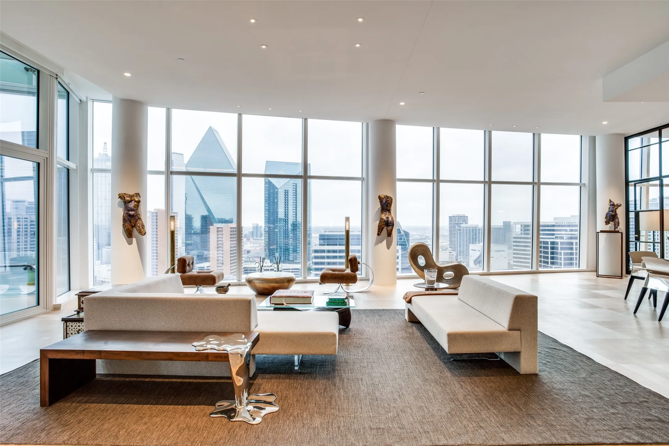 Condominium For Rent in Dallas County , 1918 Olive Street 1902, Dallas, Texas 75201, 2 Bedroom, 3 Bathroom, 3 Garage spaces, 4,998 Sqft, built in 2014, mls#21410489, Real Estate Agent in Dallas, Homes For Rent in Dallas county, Homes For Rent in Dallas, Realtor in Dallas Texas, Real Estate Brokerage Independent Realty Texas, Luminita Cordes Realtor