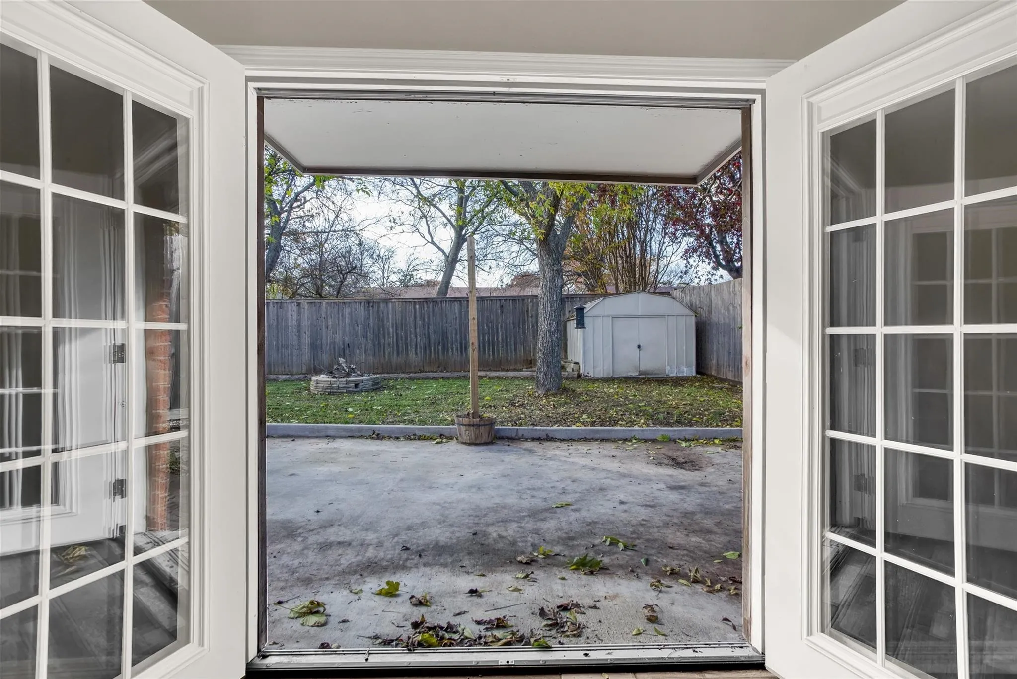 Single Family Residence For Rent in Grayson County , 600 Patricia Drive, Sherman, Texas 75090, 3 Bedroom, 2 Bathroom, 2 Garage spaces, 1,250 Sqft, built in 1965, mls#21410654, Real Estate Agent in Sherman, Homes For Rent in Grayson county, Homes For Rent in Sherman, Realtor in Sherman Texas, Real Estate Brokerage Independent Realty Texas, Luminita Cordes Realtor
